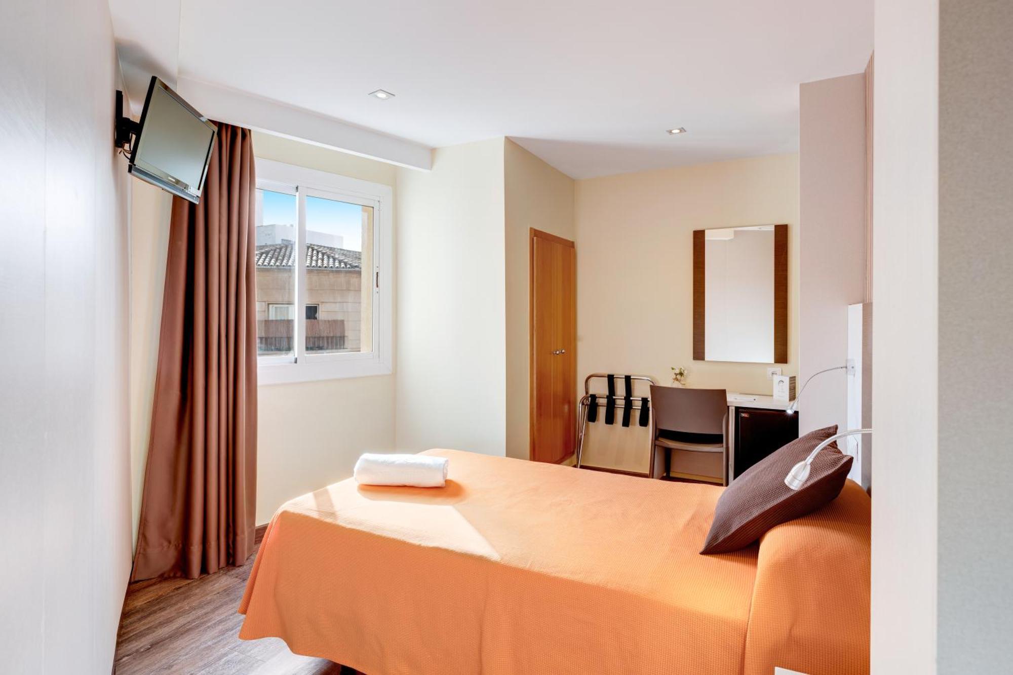 Single Room