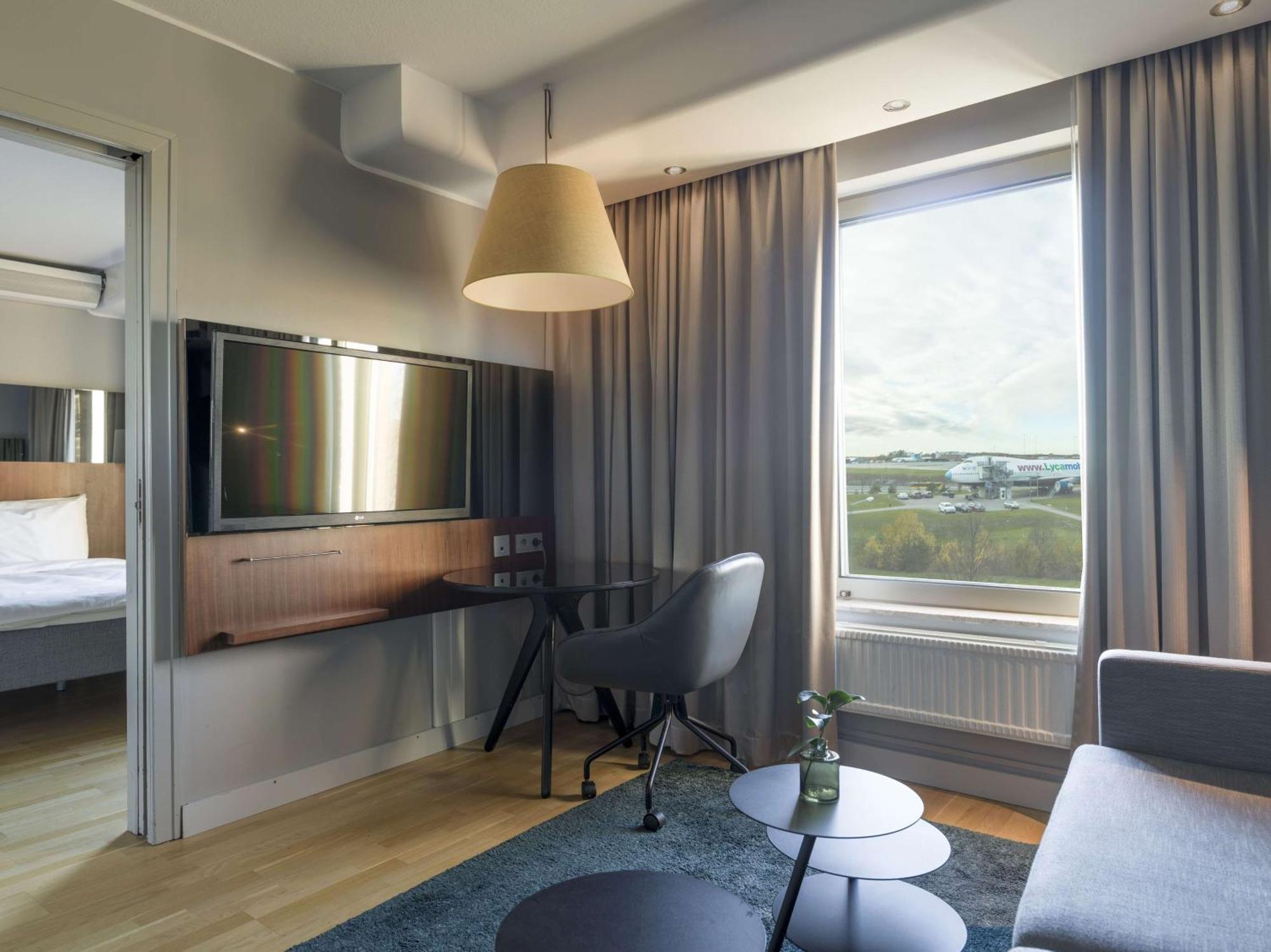 Net Zero One-Bedroom Suite Sauna