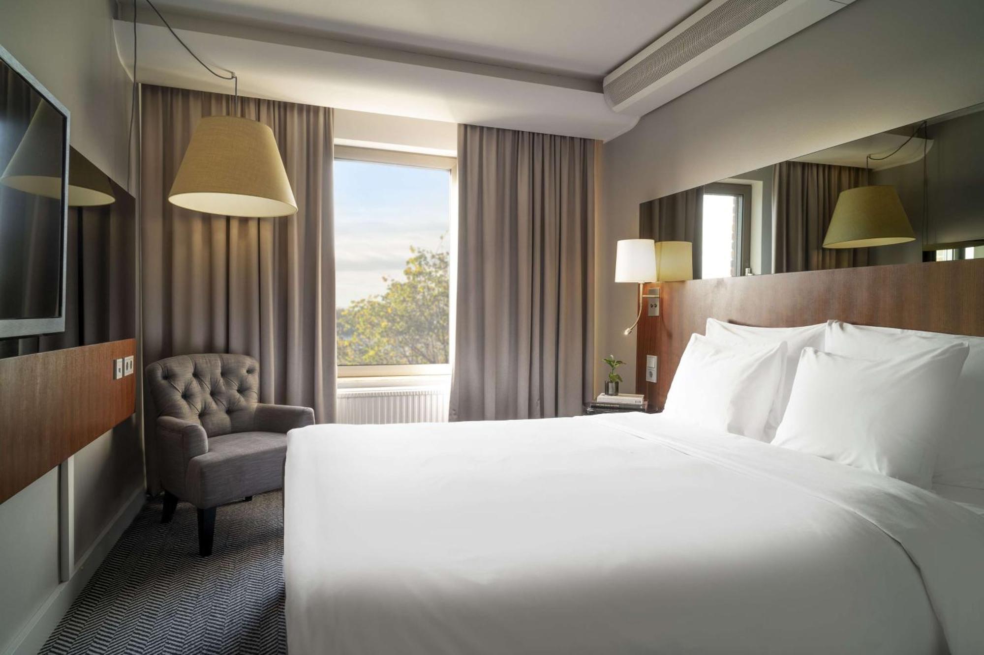Net Zero Standard Room