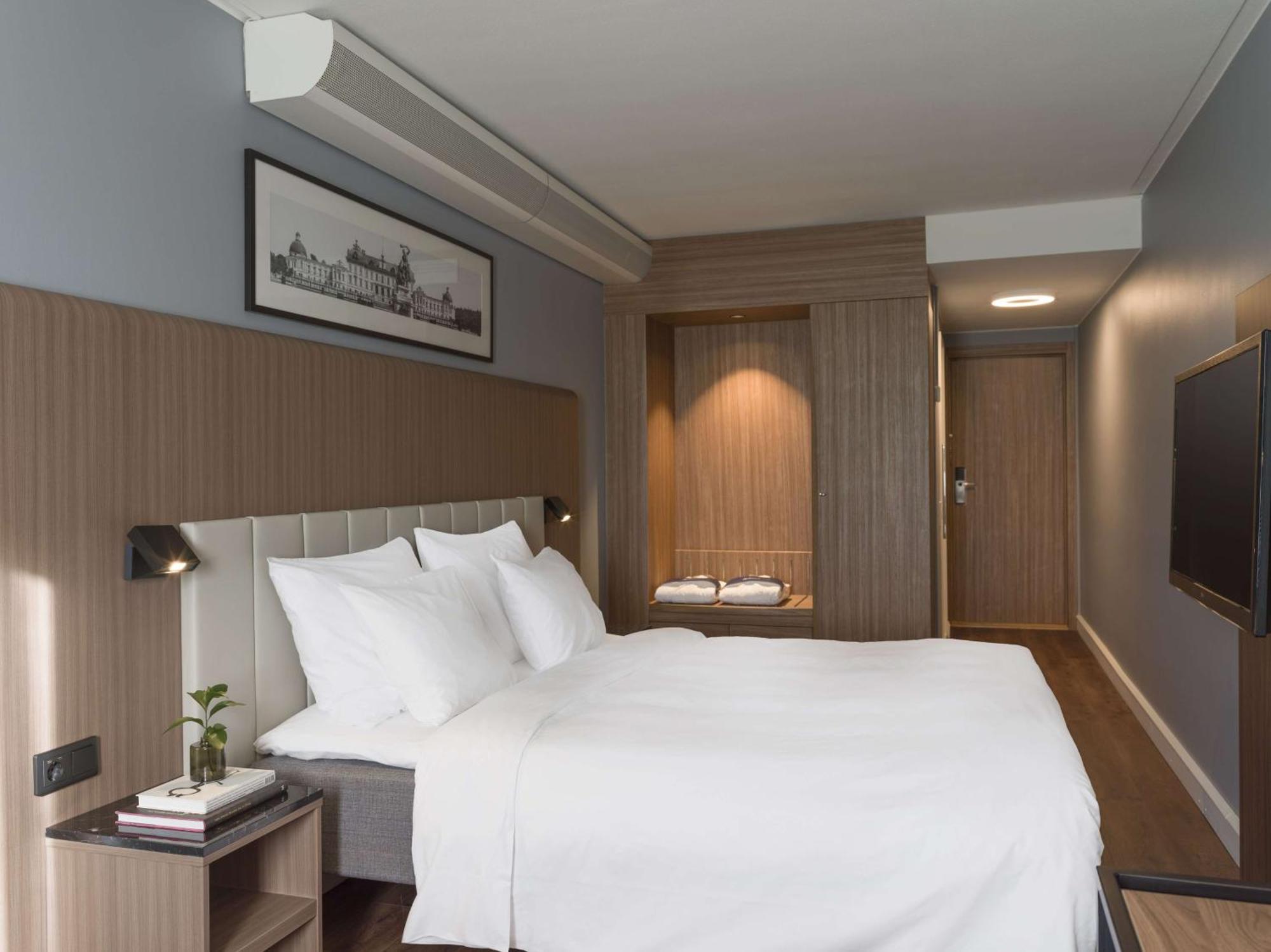 Net Zero Premium Room