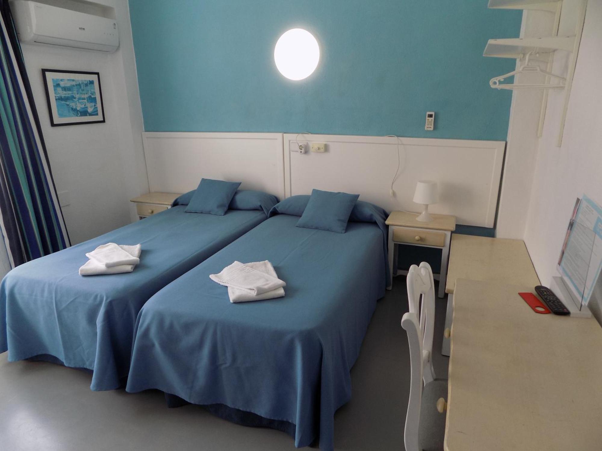 Standard Twin Room Balcony