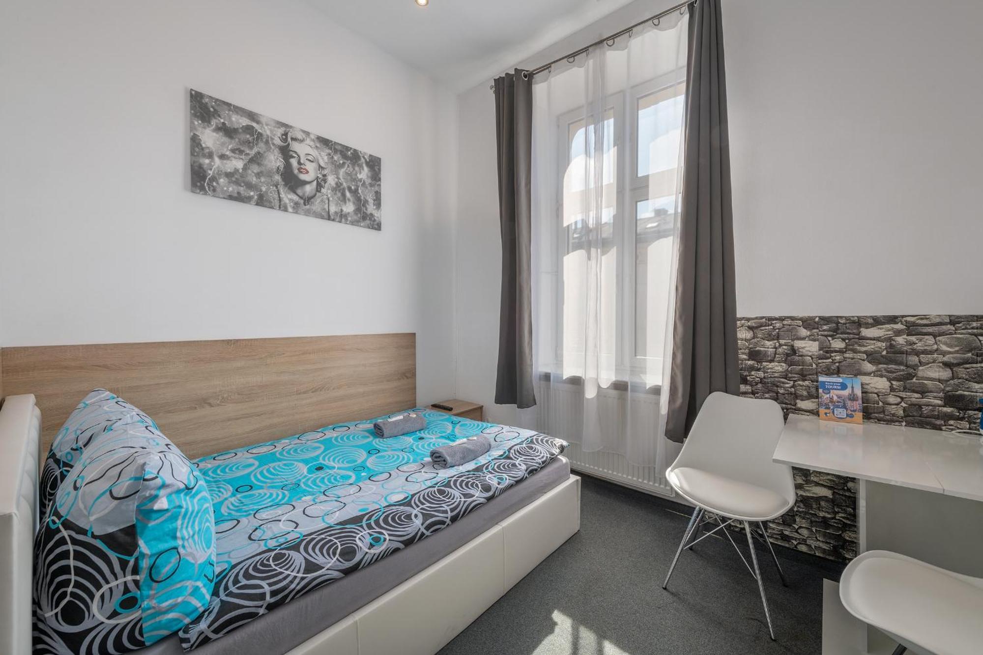 Deluxe Single Room