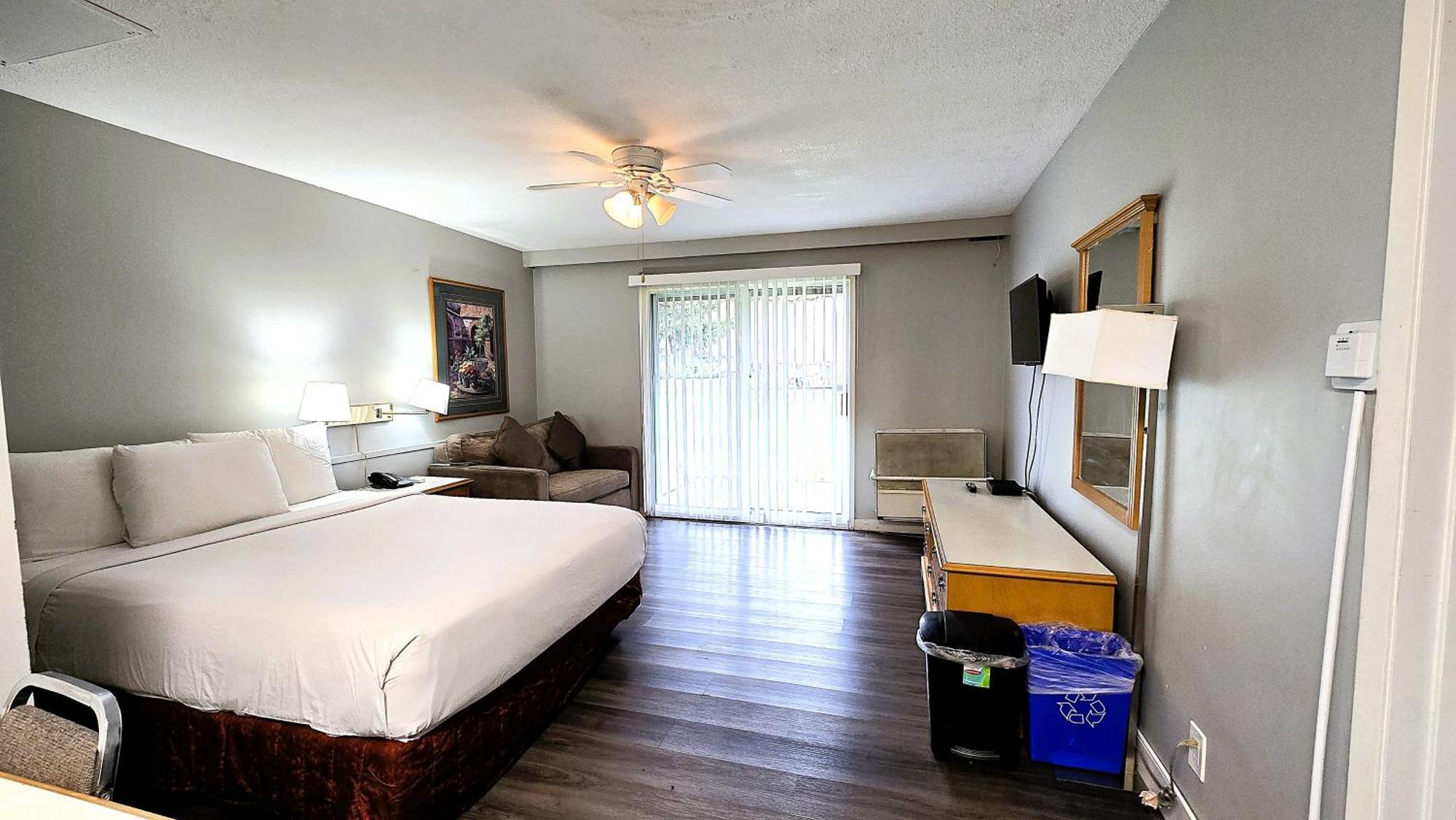 One-Bedroom Suite