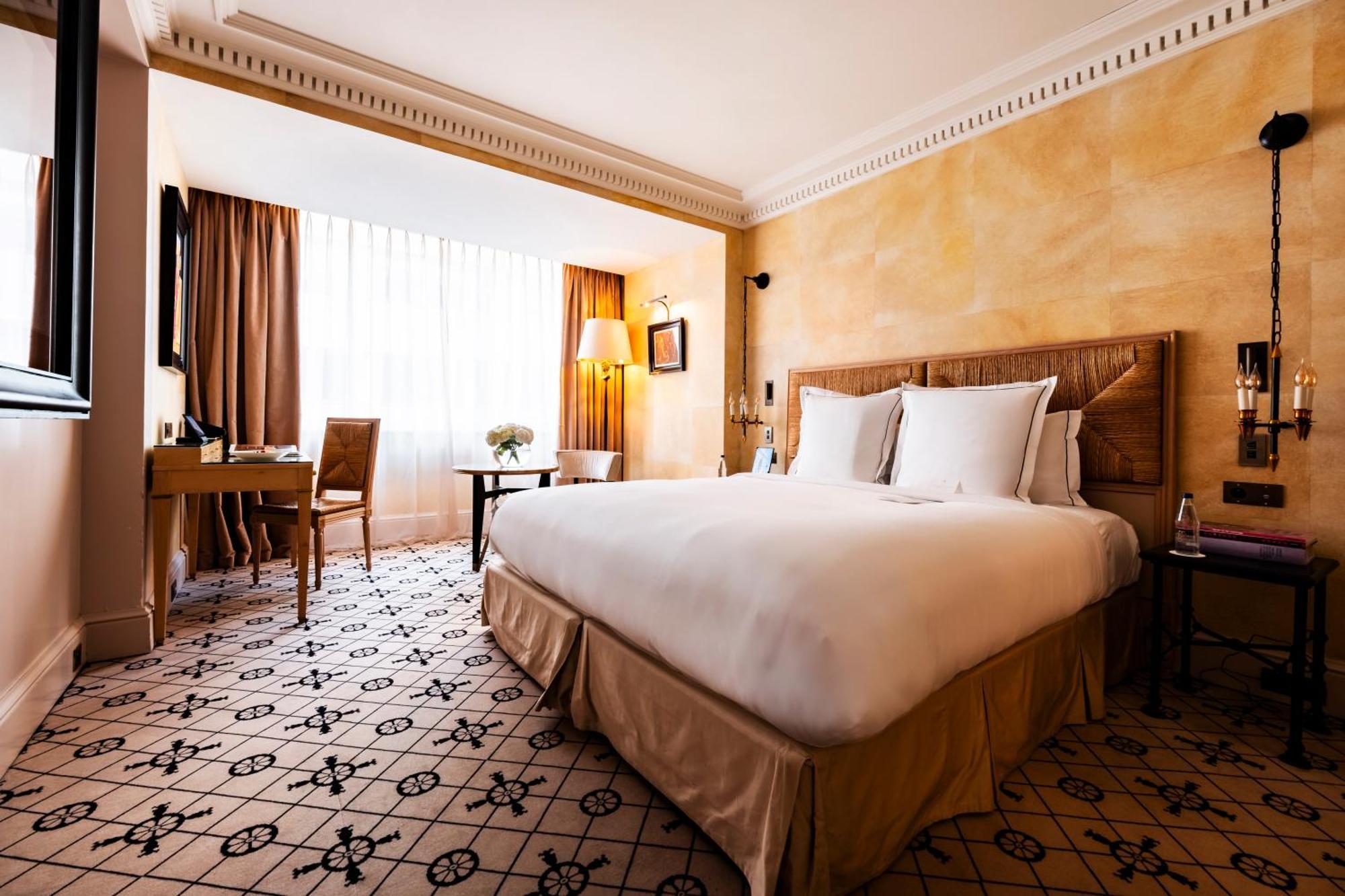 Deluxe Guest room 1 king