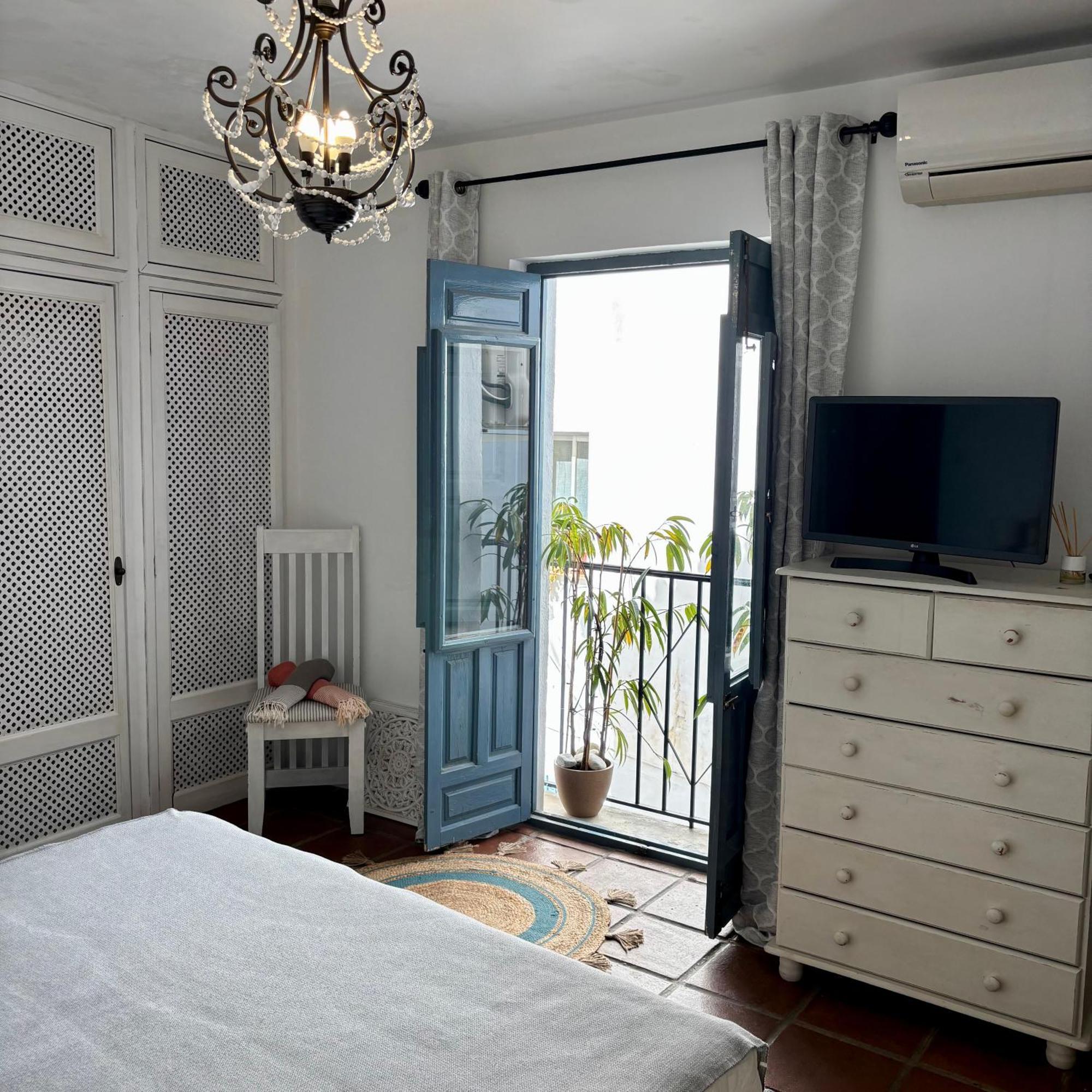 Deluxe Double Room Bath