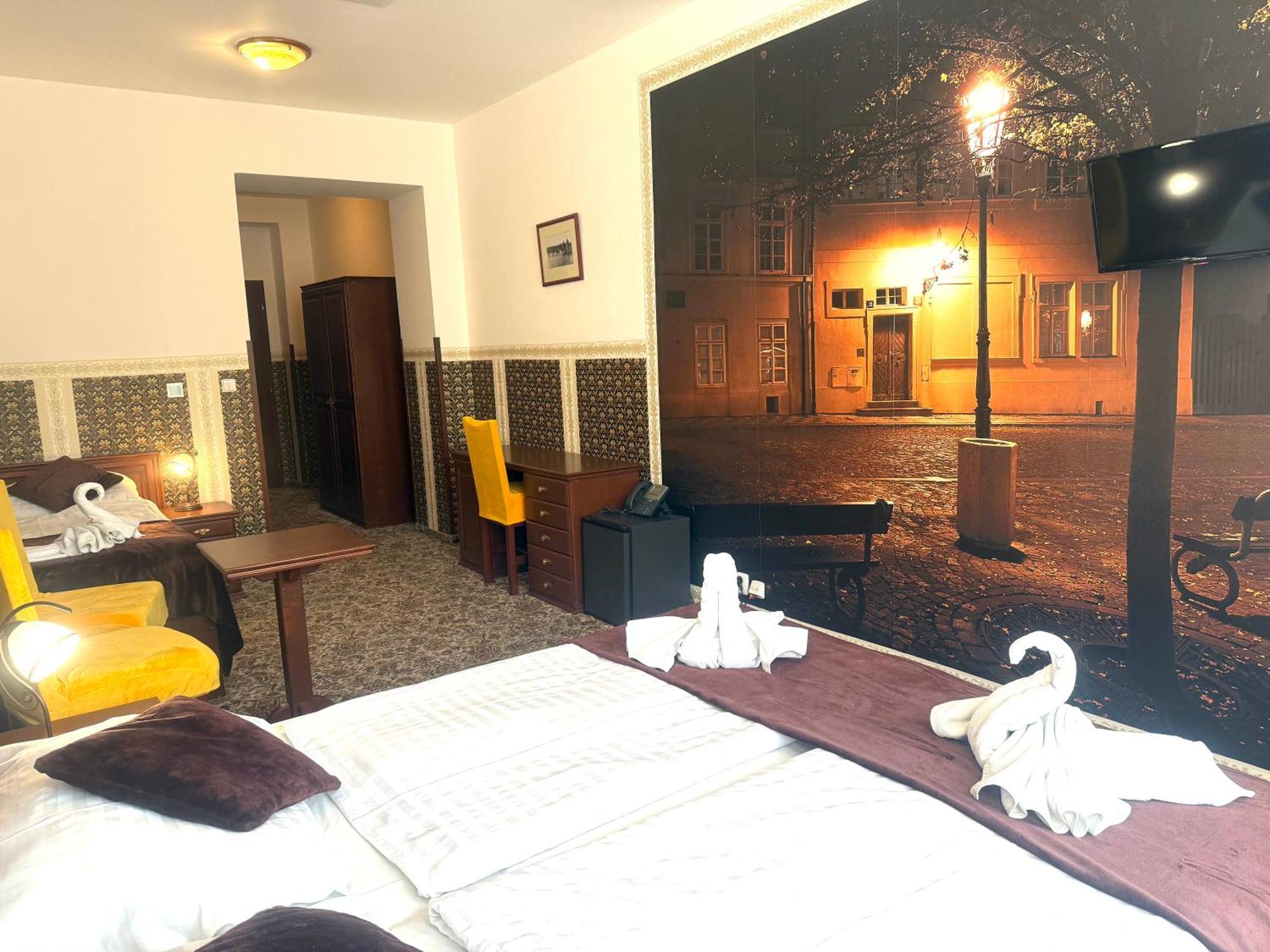 Triple Room