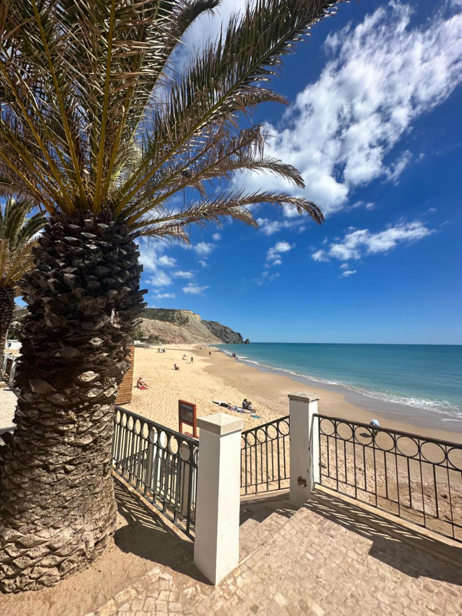 Studio Apartment Sea Front