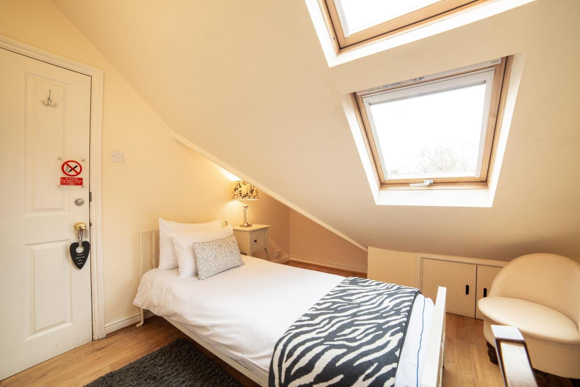 Budget Single Room