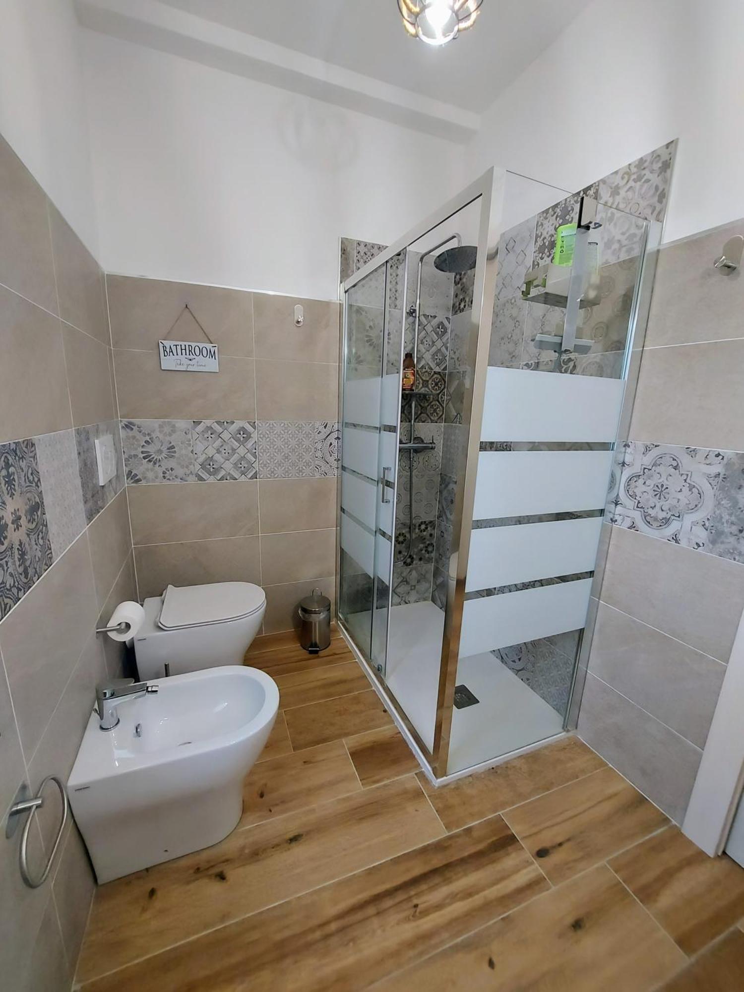 Deluxe Queen Suite