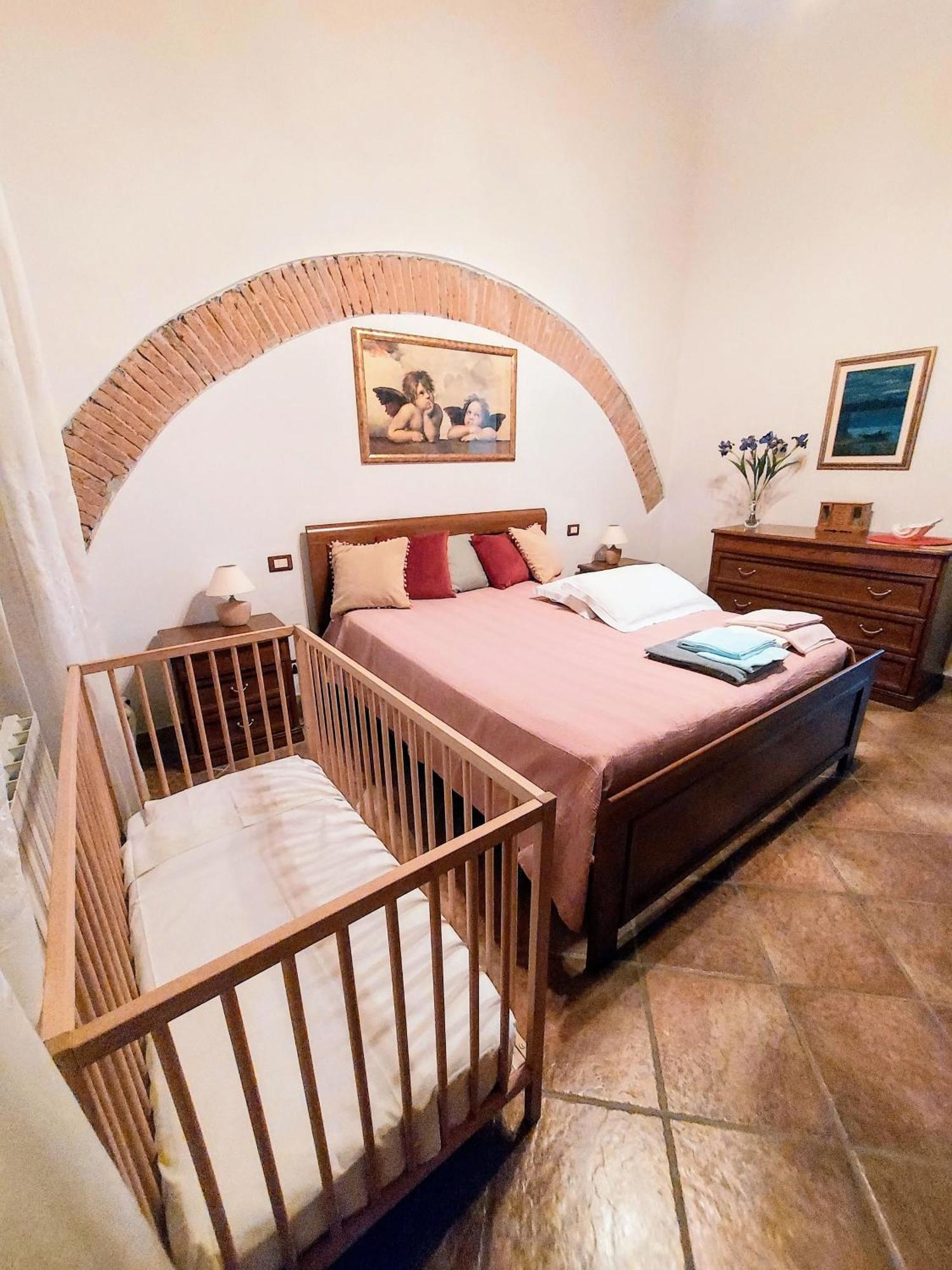 Deluxe One-Bedroom Apartment Garden View