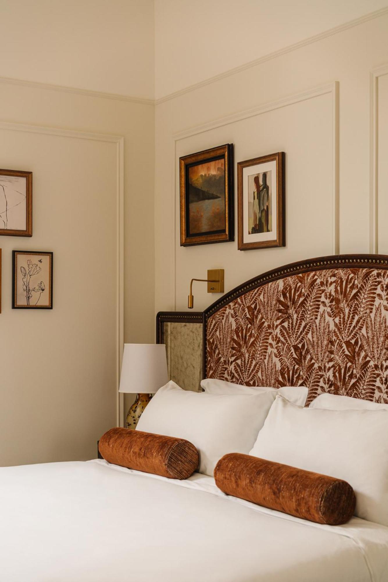 The Hankar Suite