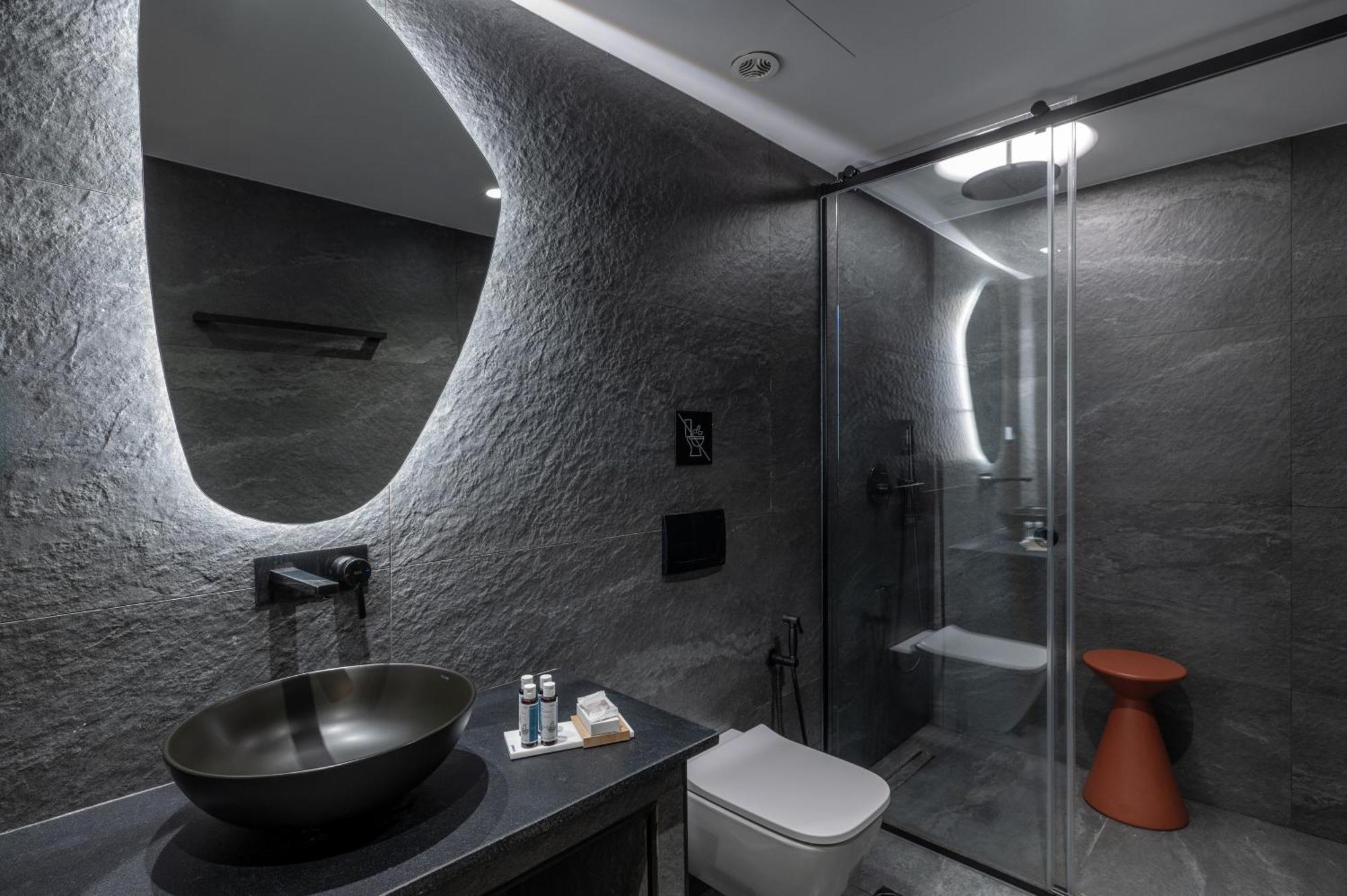 Interior Deluxe Studio