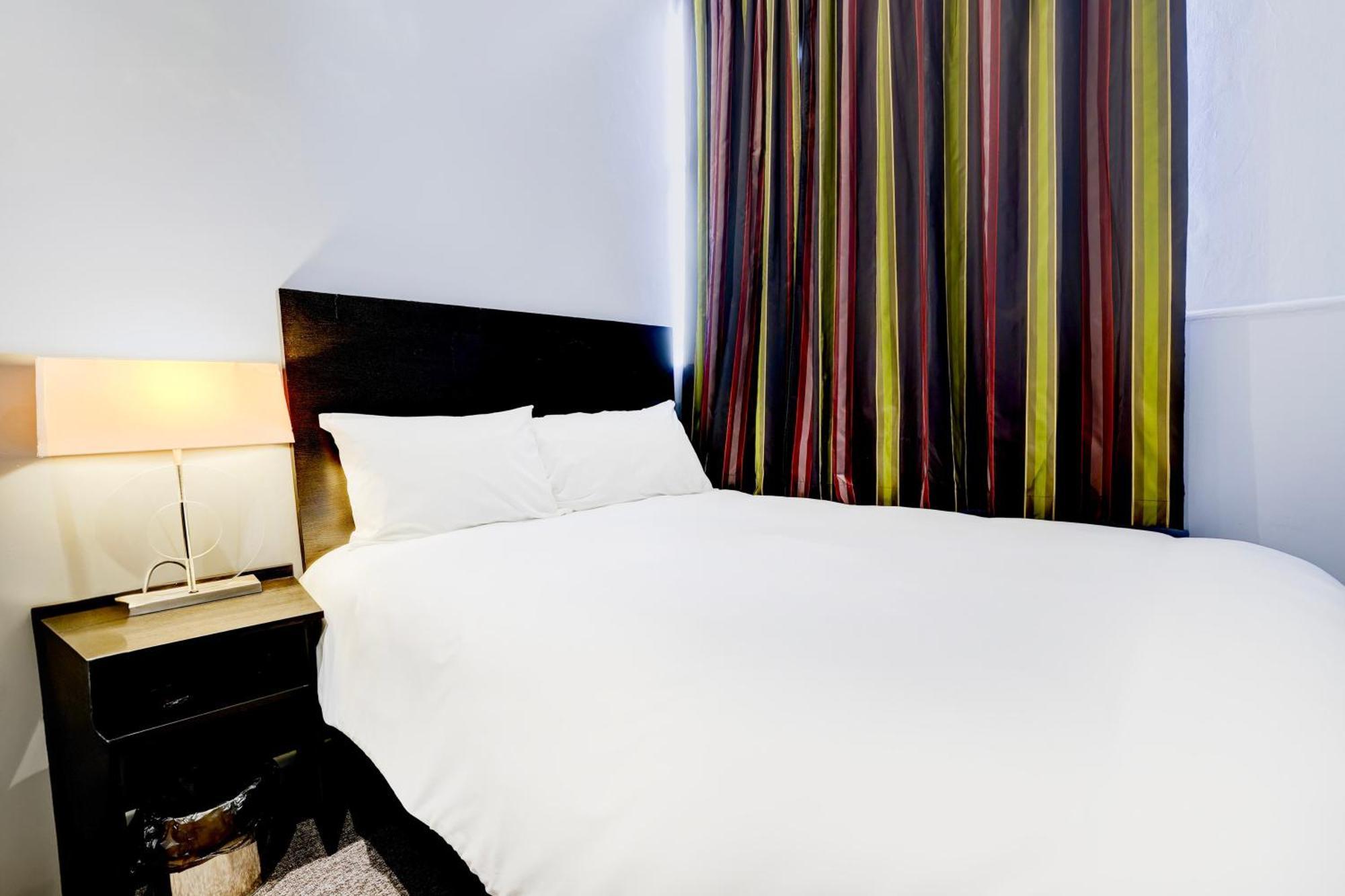 Standard Double King room