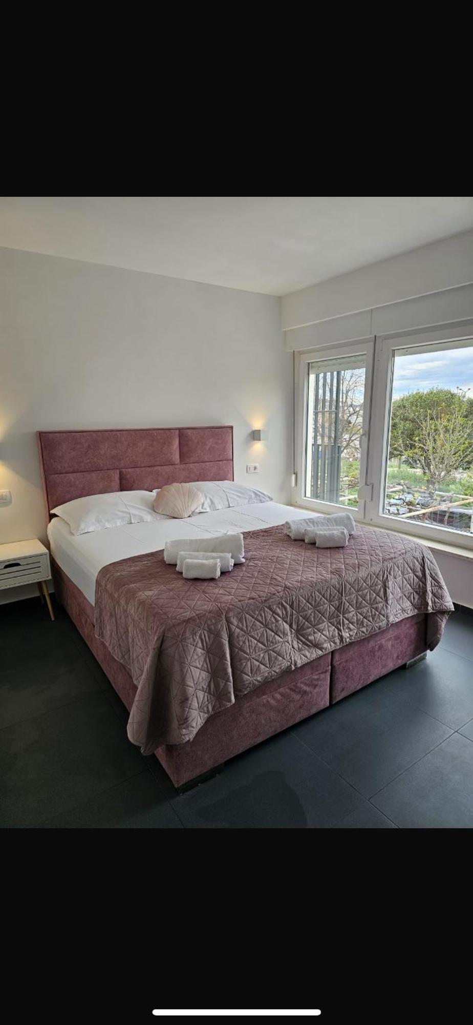 Double Room,1757753820:JPEG