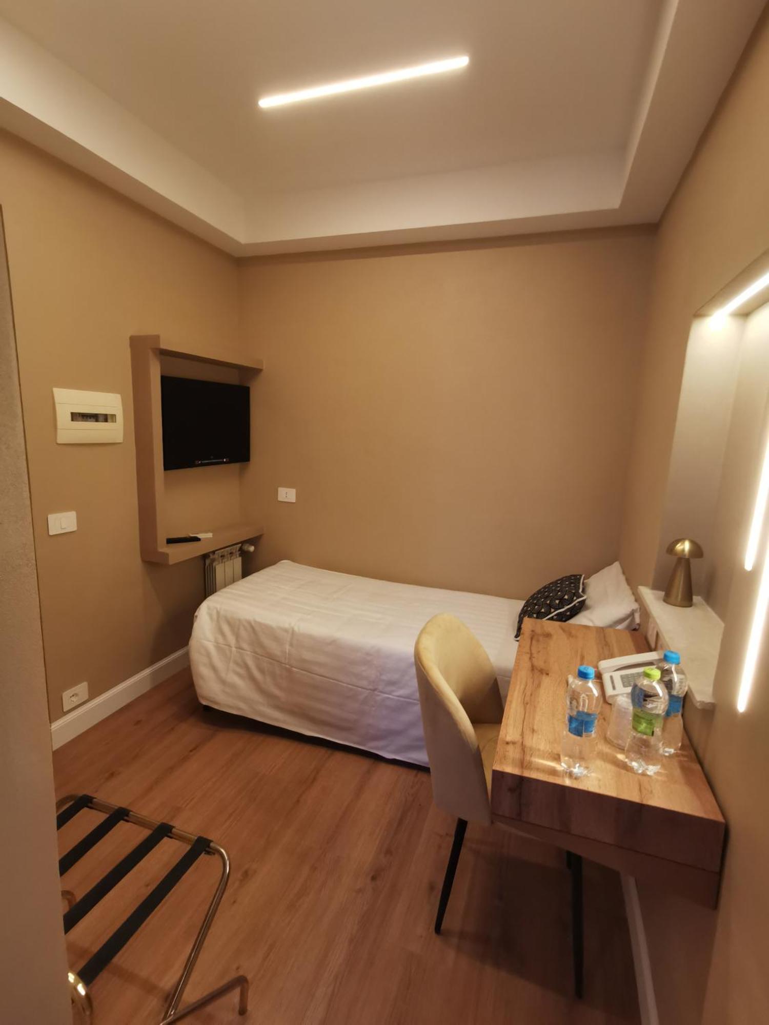 Budget Single Room