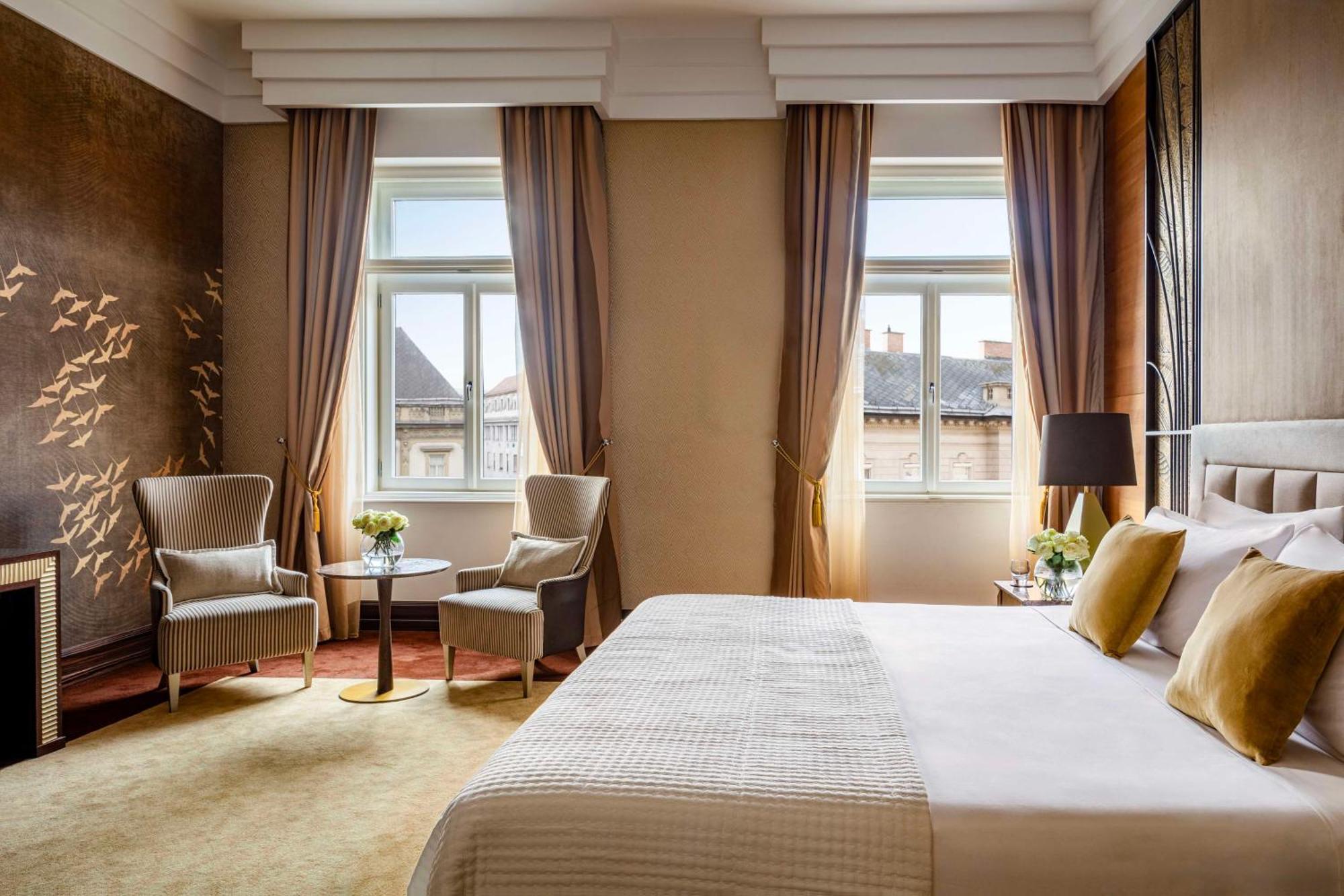 Grand Premium Room City View