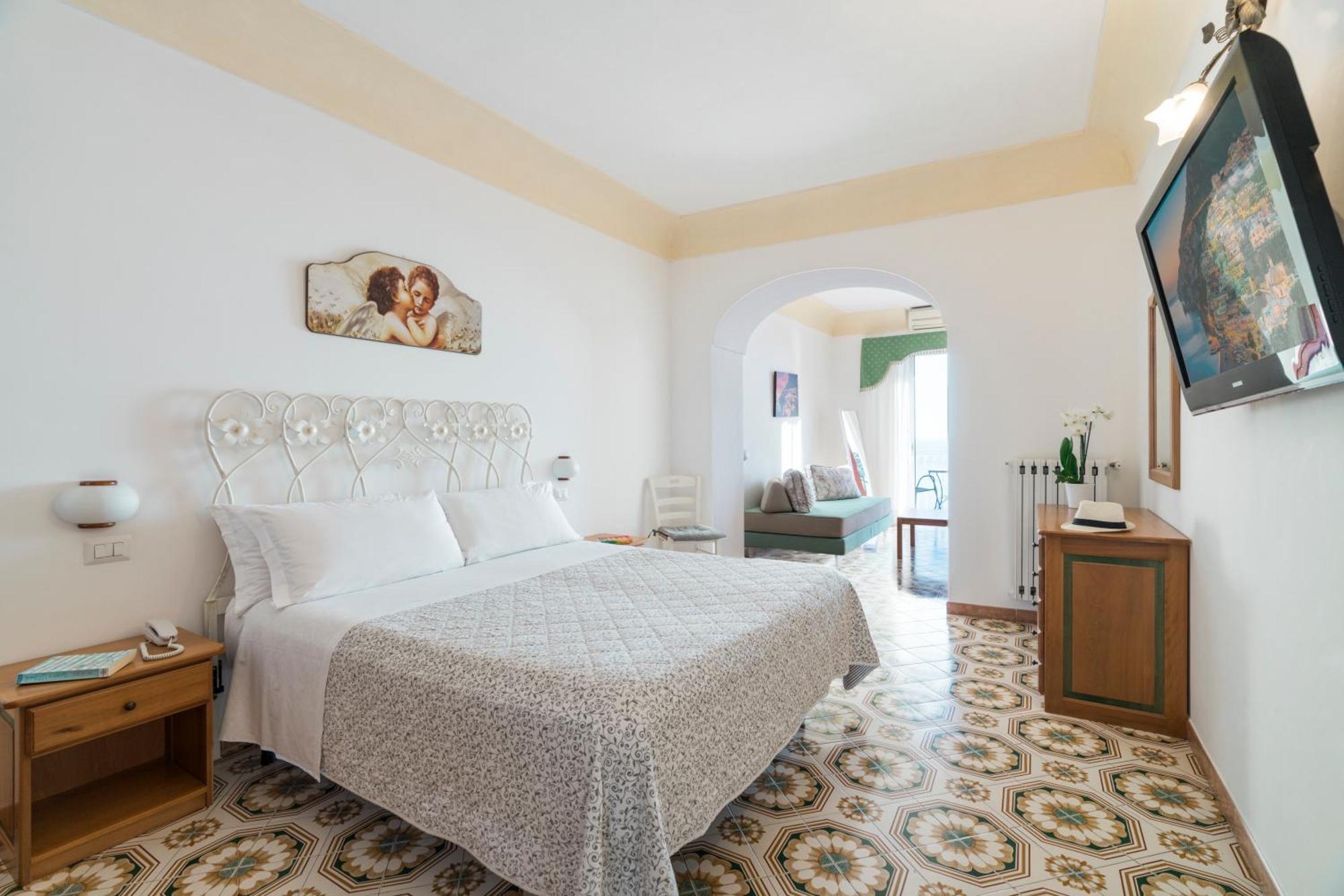 Superior Double Room Balcony Sea View