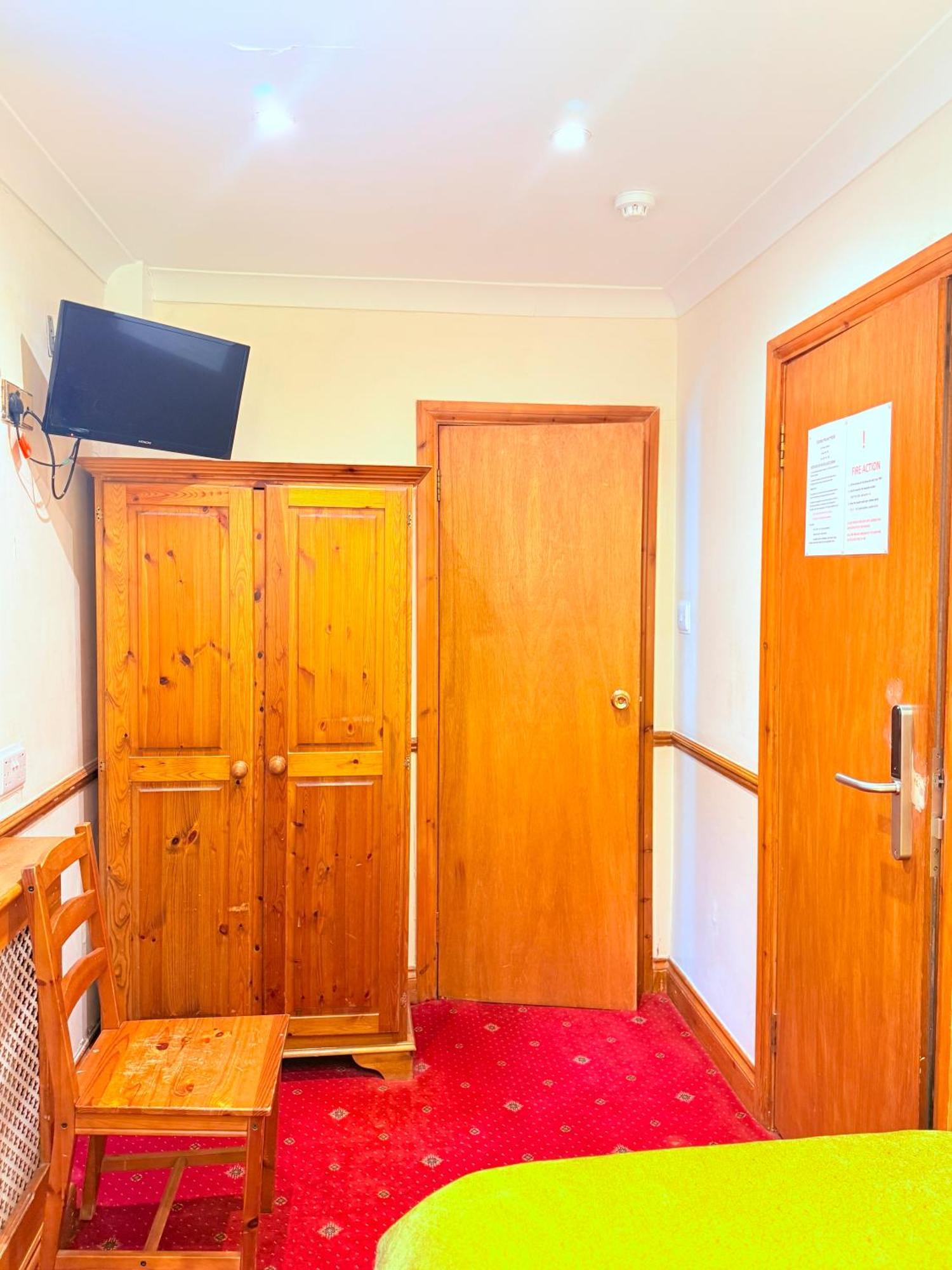 Single Room