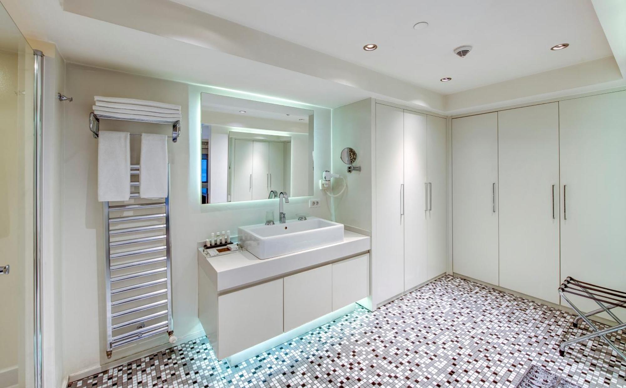 Superior Maisonette-Suite mit Stadtblick