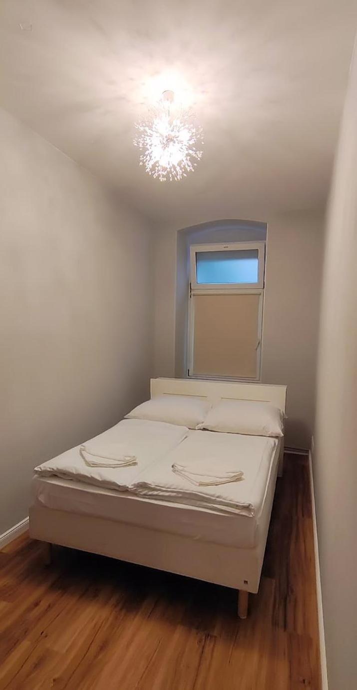 Deluxe Two-Bedroom Apartment Garden View