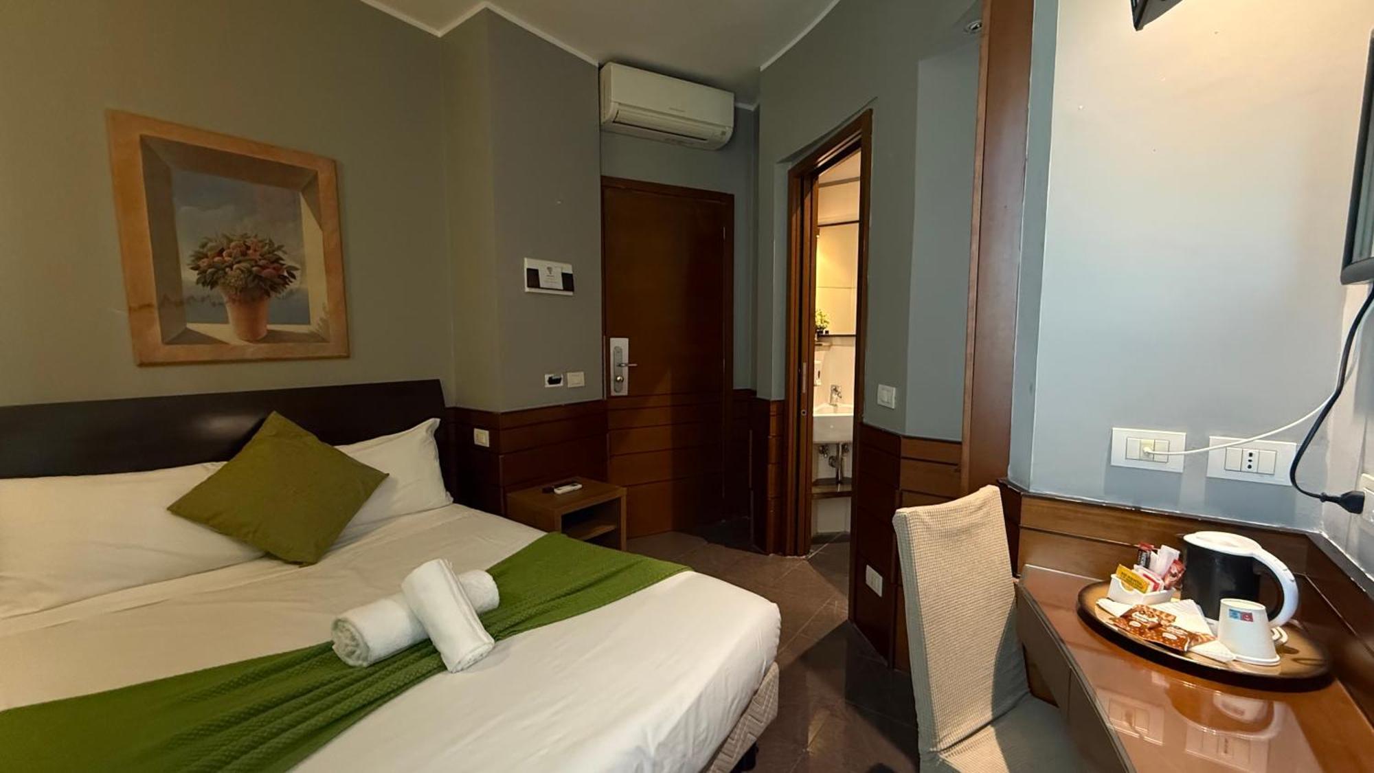 Small Single Room