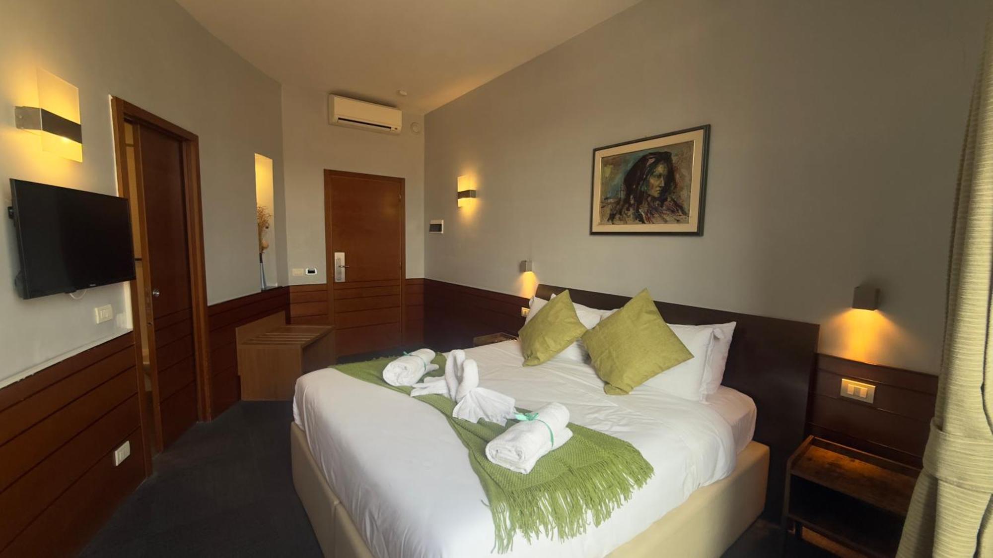 Double Room
