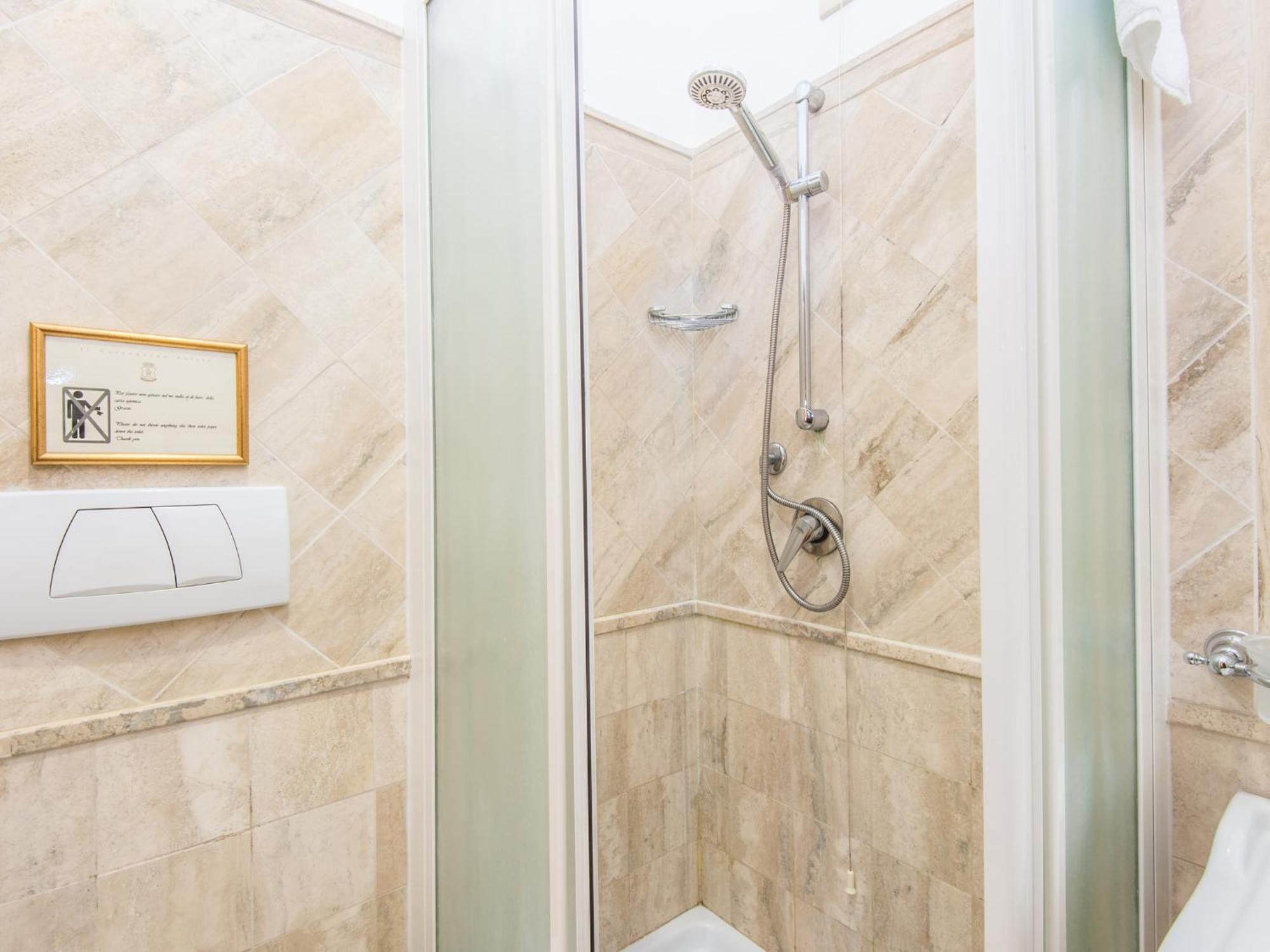 Classic Triple Room