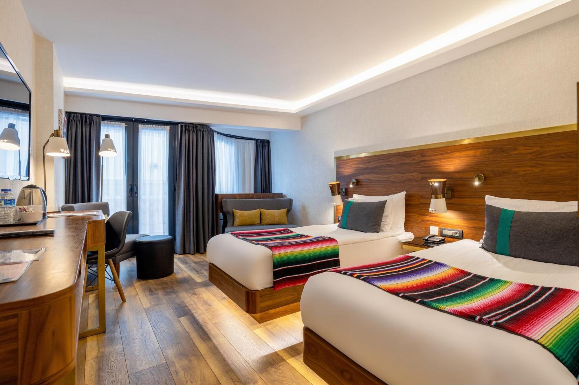Deluxe Tweepersoonskamer met 2 Aparte Bedden