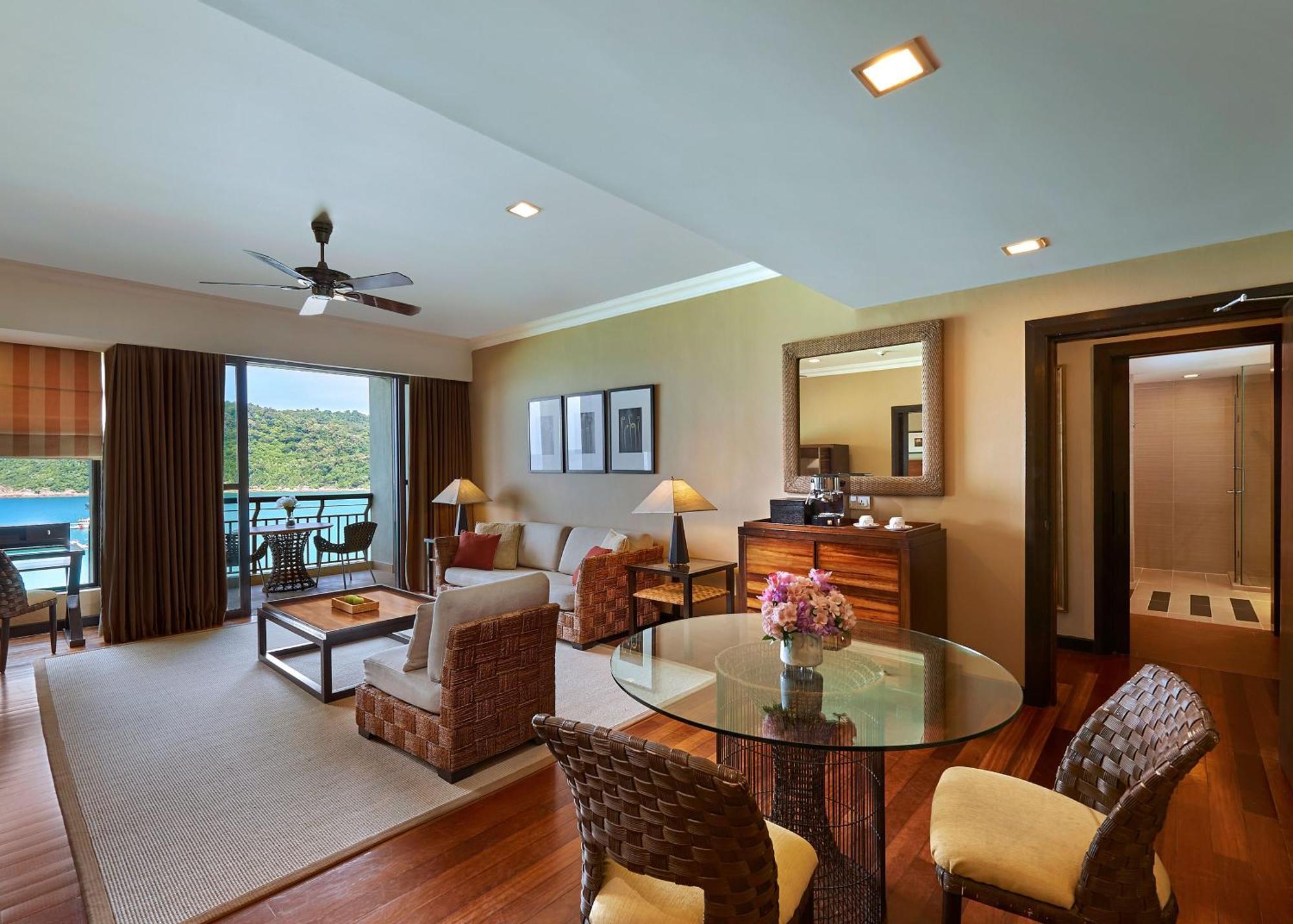 Cliff Premier Suite
