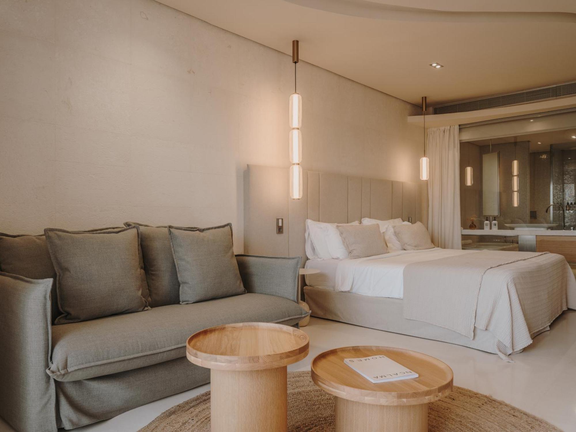 Junior Suite Terrace Pool View & SPA access