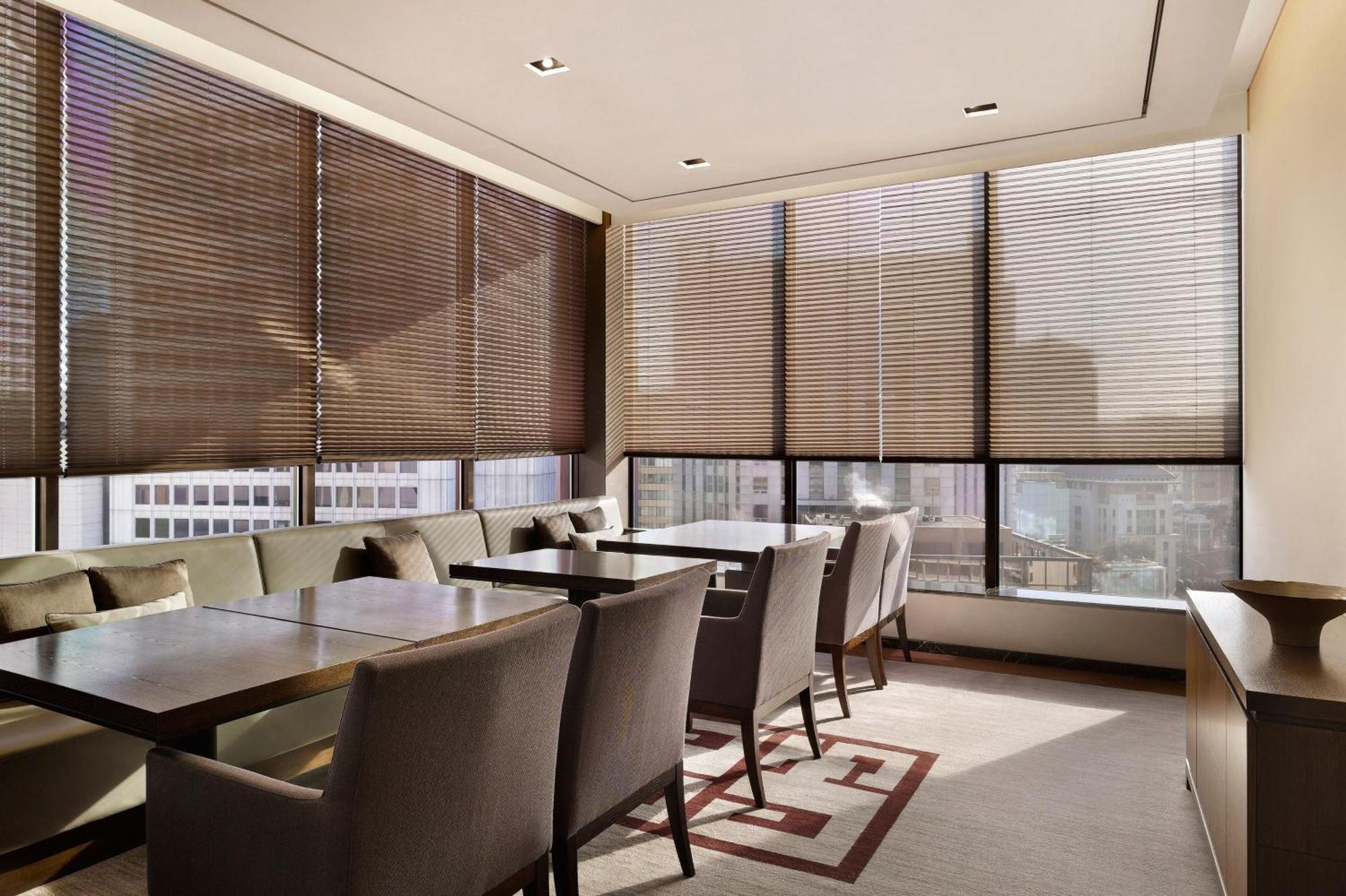 Junior Suite King Room