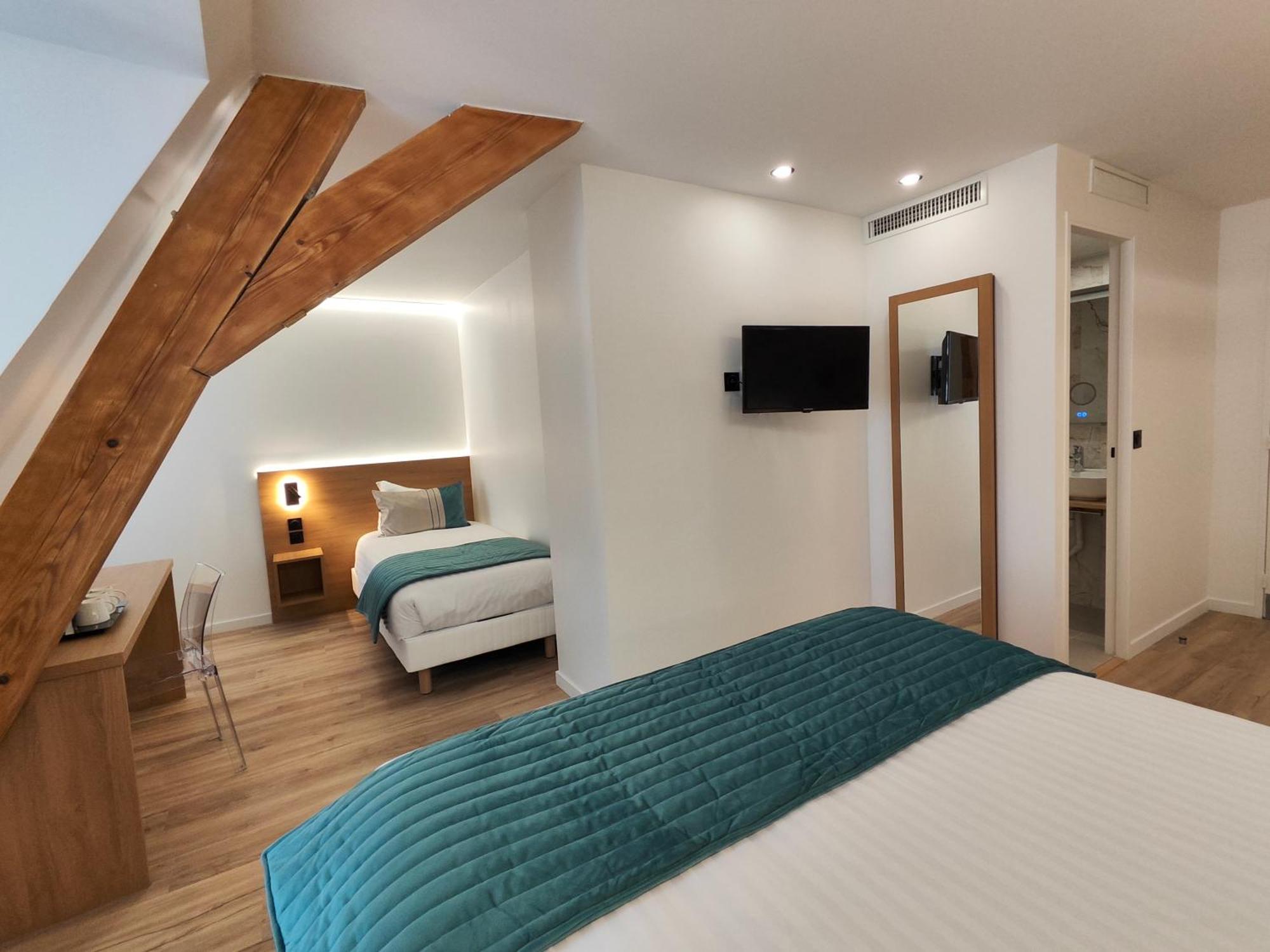 Executive Triple Room