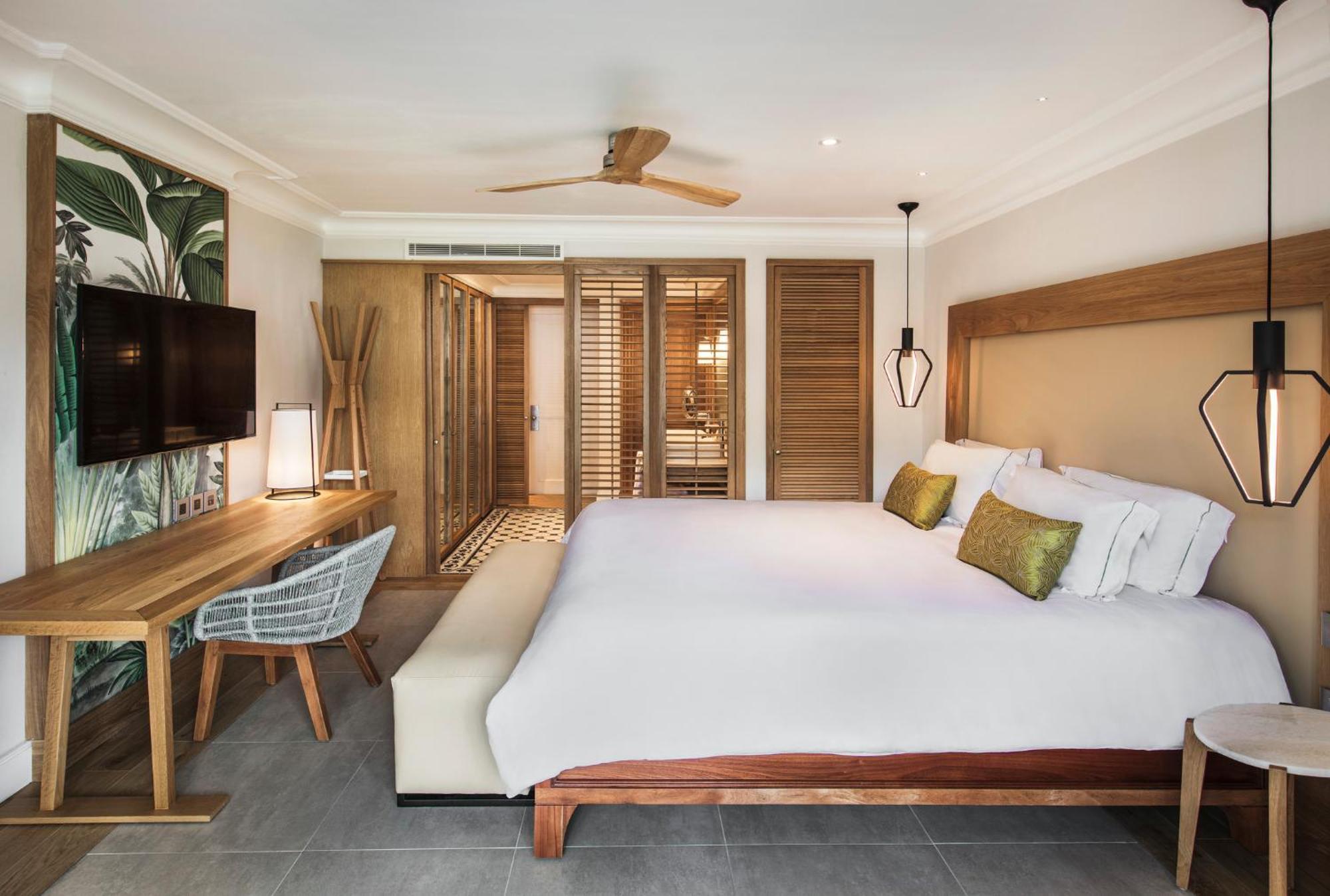 Deluxe Sea View Room