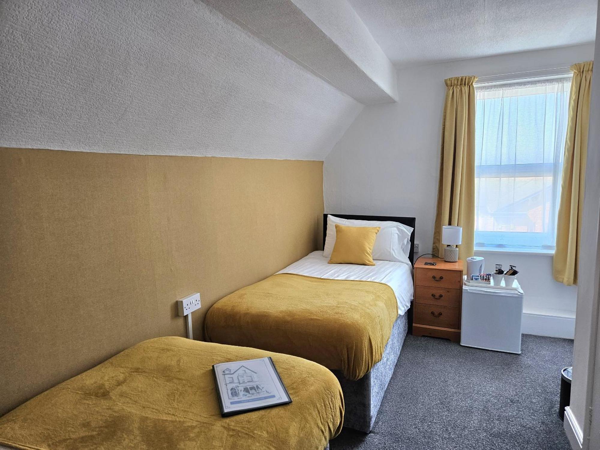 Superior Twin Room