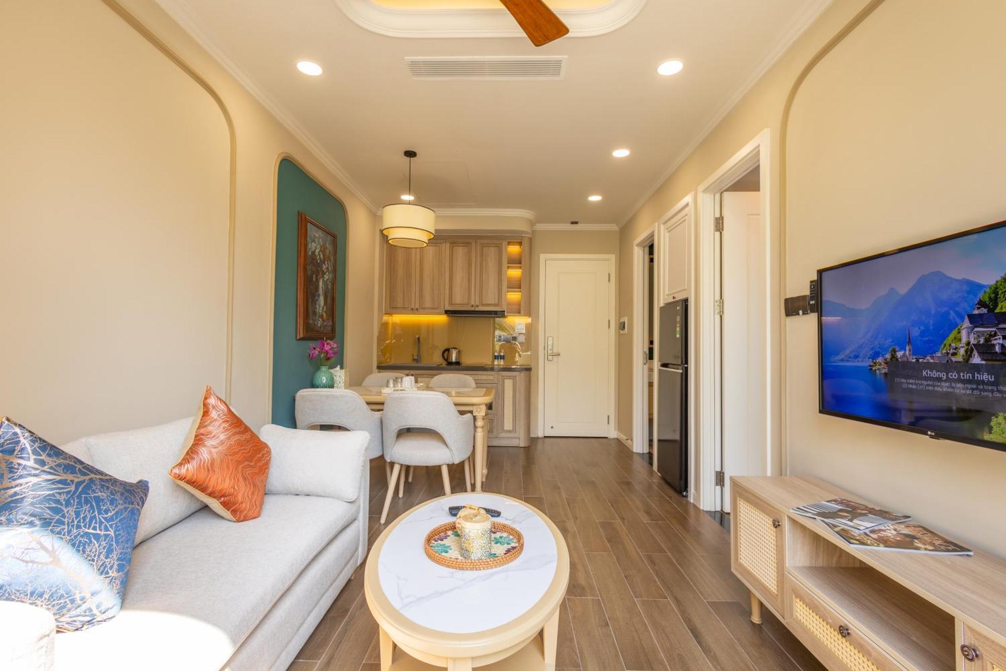 Deluxe Apartment