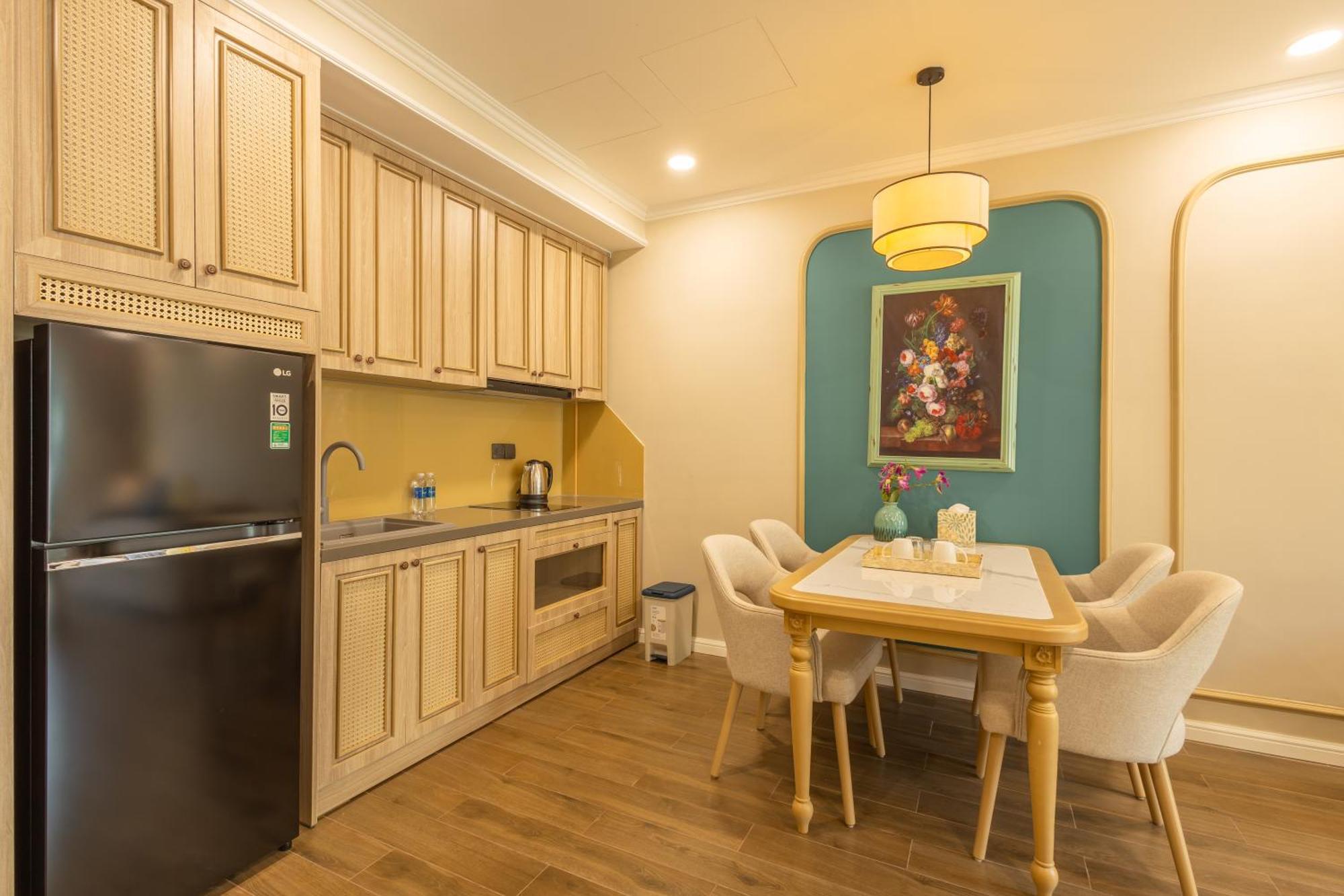 Deluxe Apartment