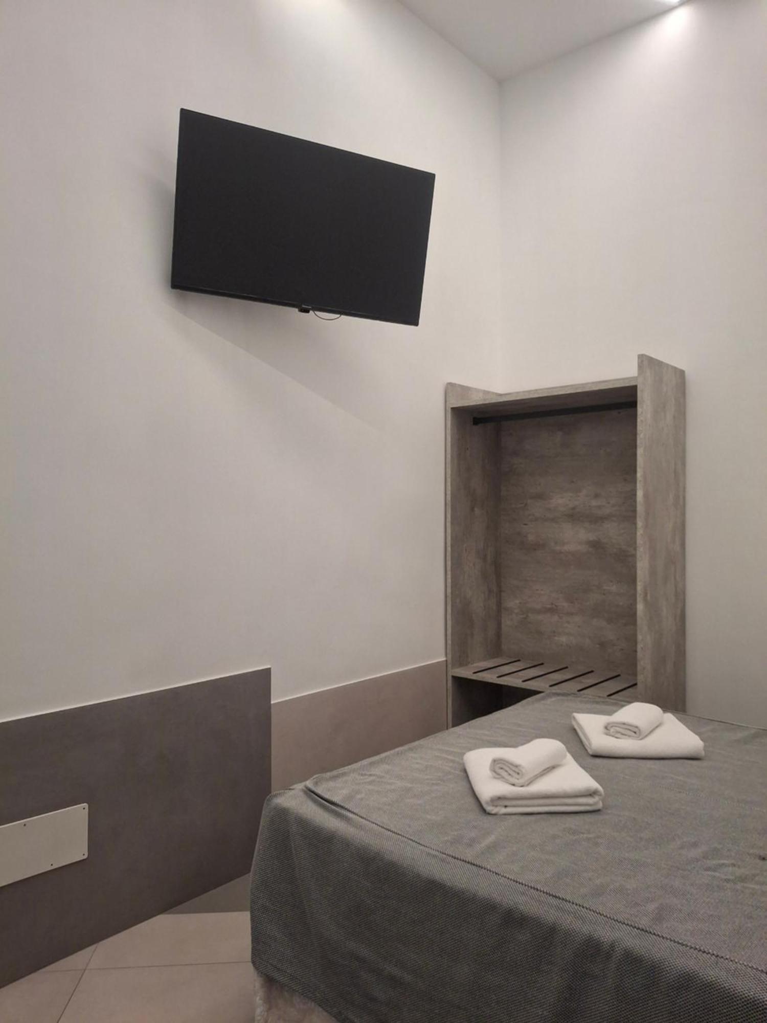 Budget Double Room,1661106194:JPEG