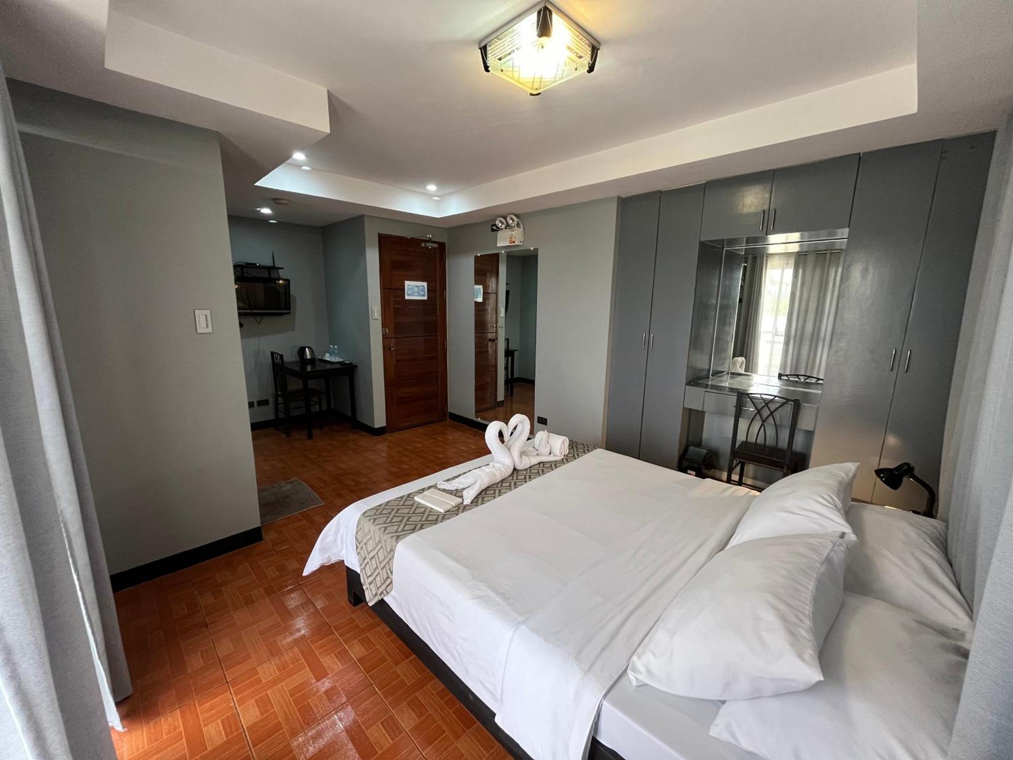 Superior Queen Room