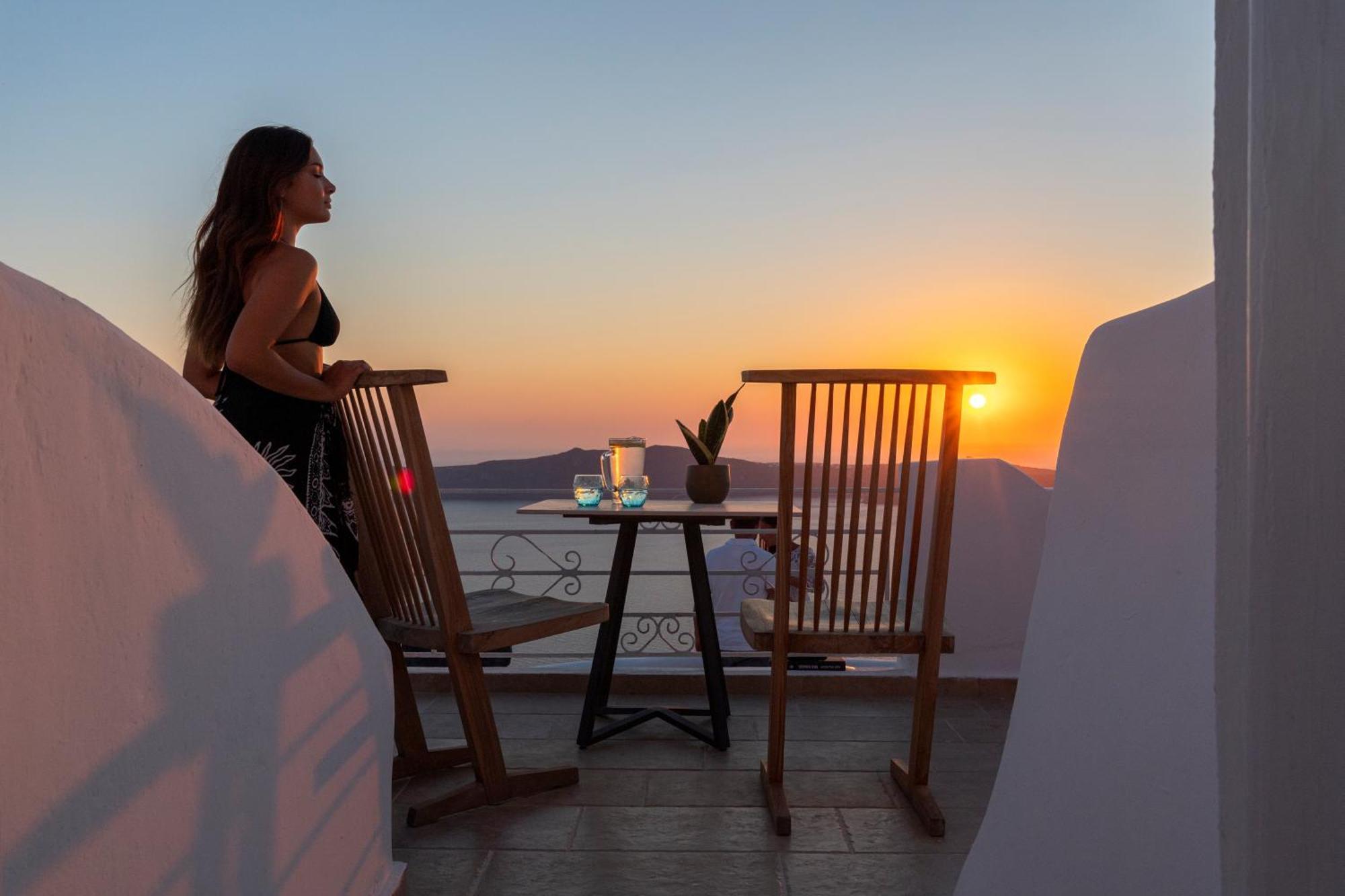CALDERA HONEYMOON HOT TUB