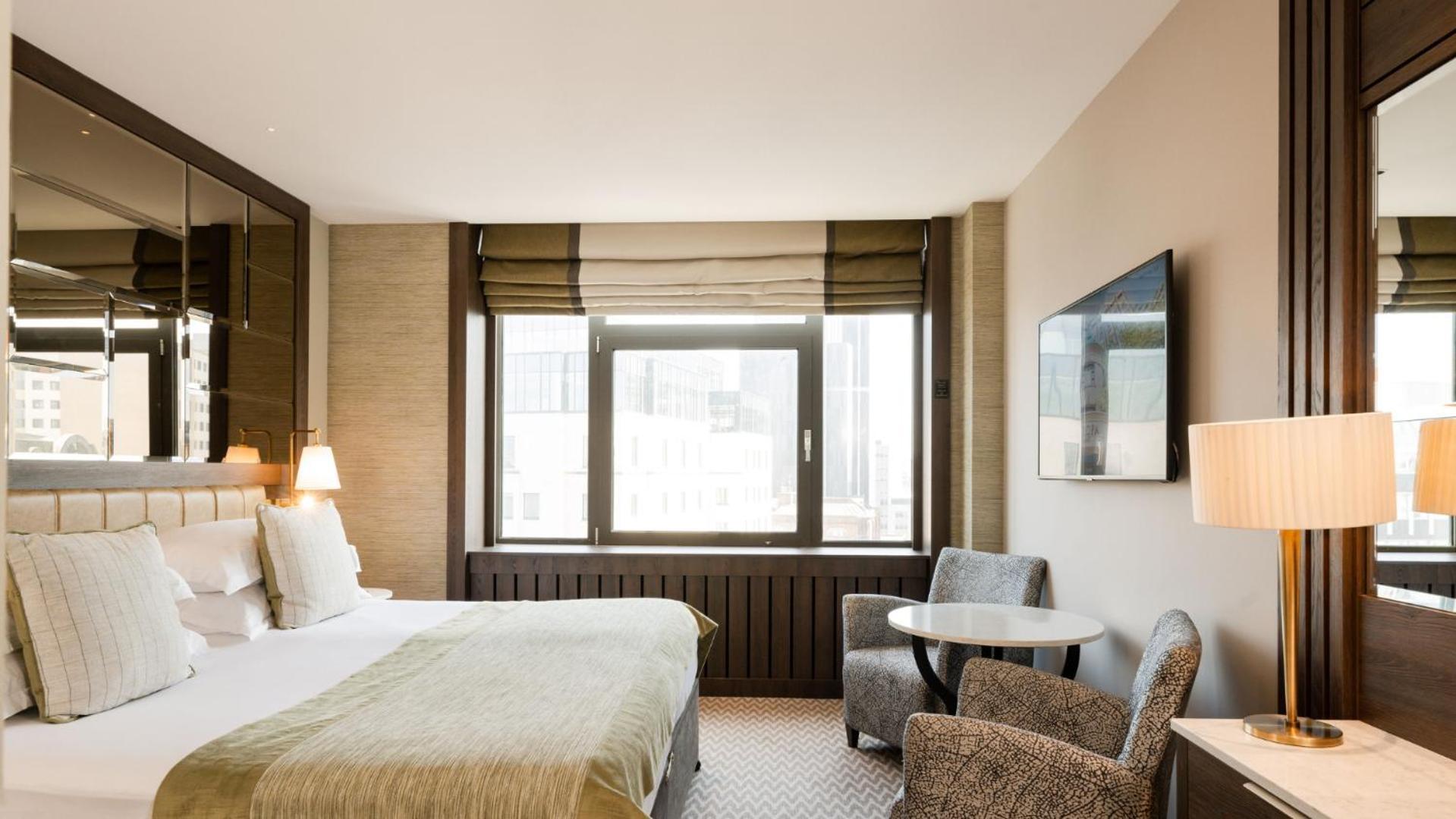 Executive Room,1661631107:JPEG