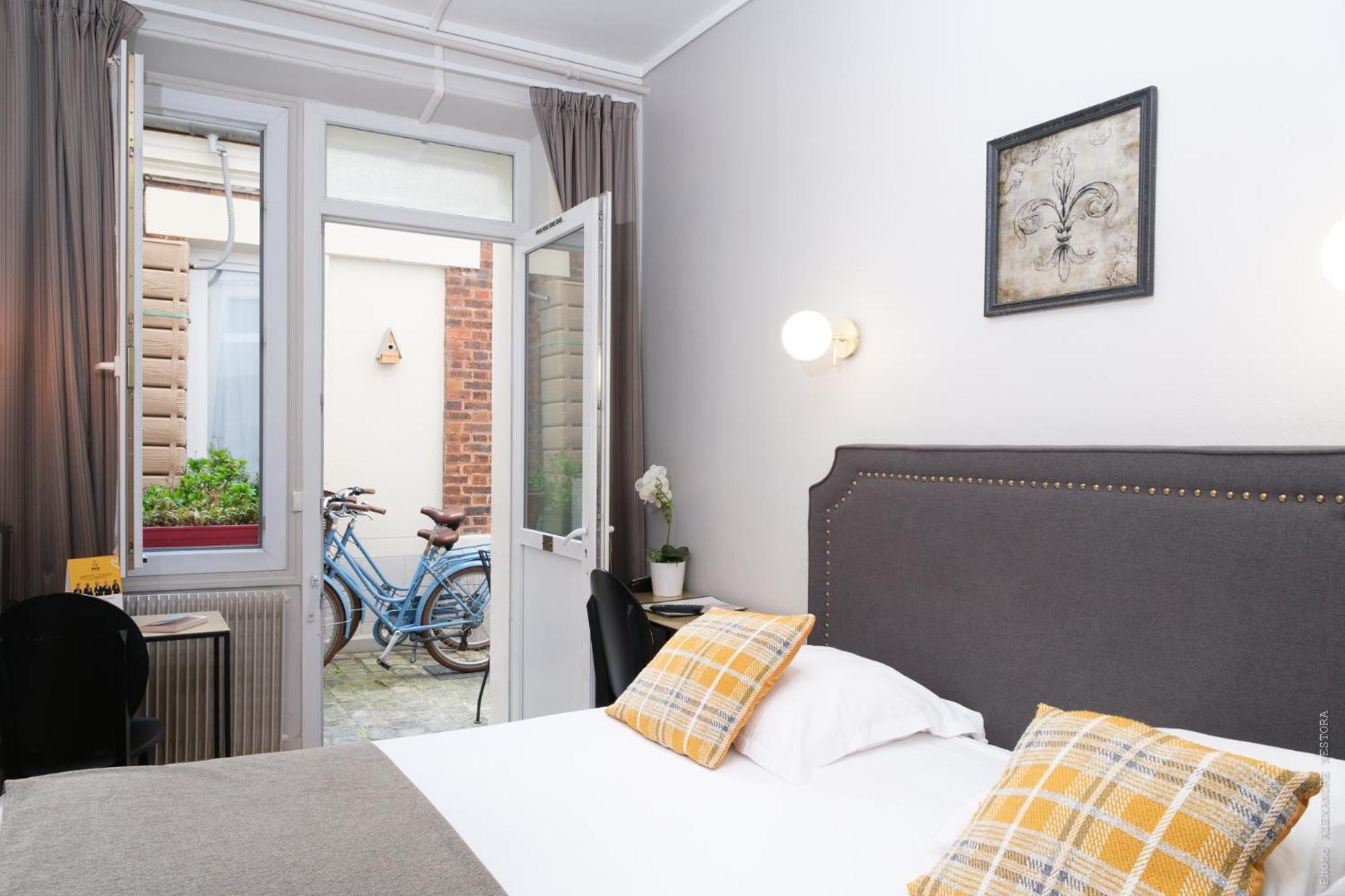 Classic Double Room