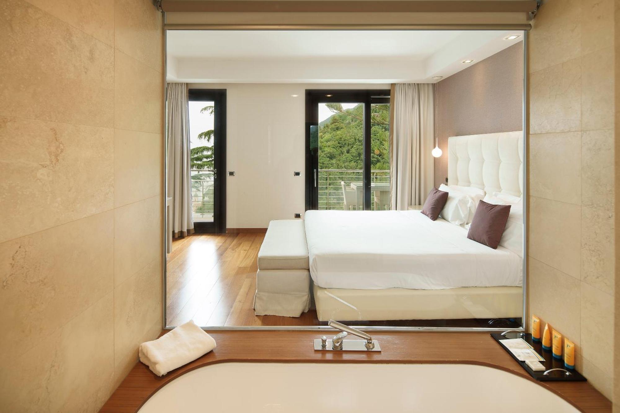 Deluxe Double Room Partial Sea View