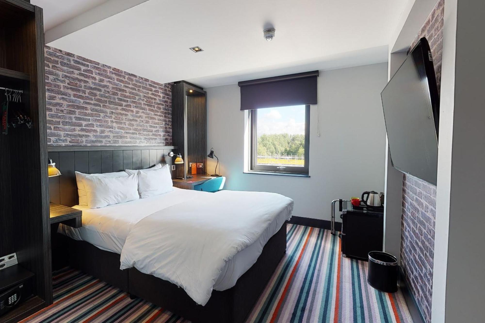 Double Room,1661666994:JPEG