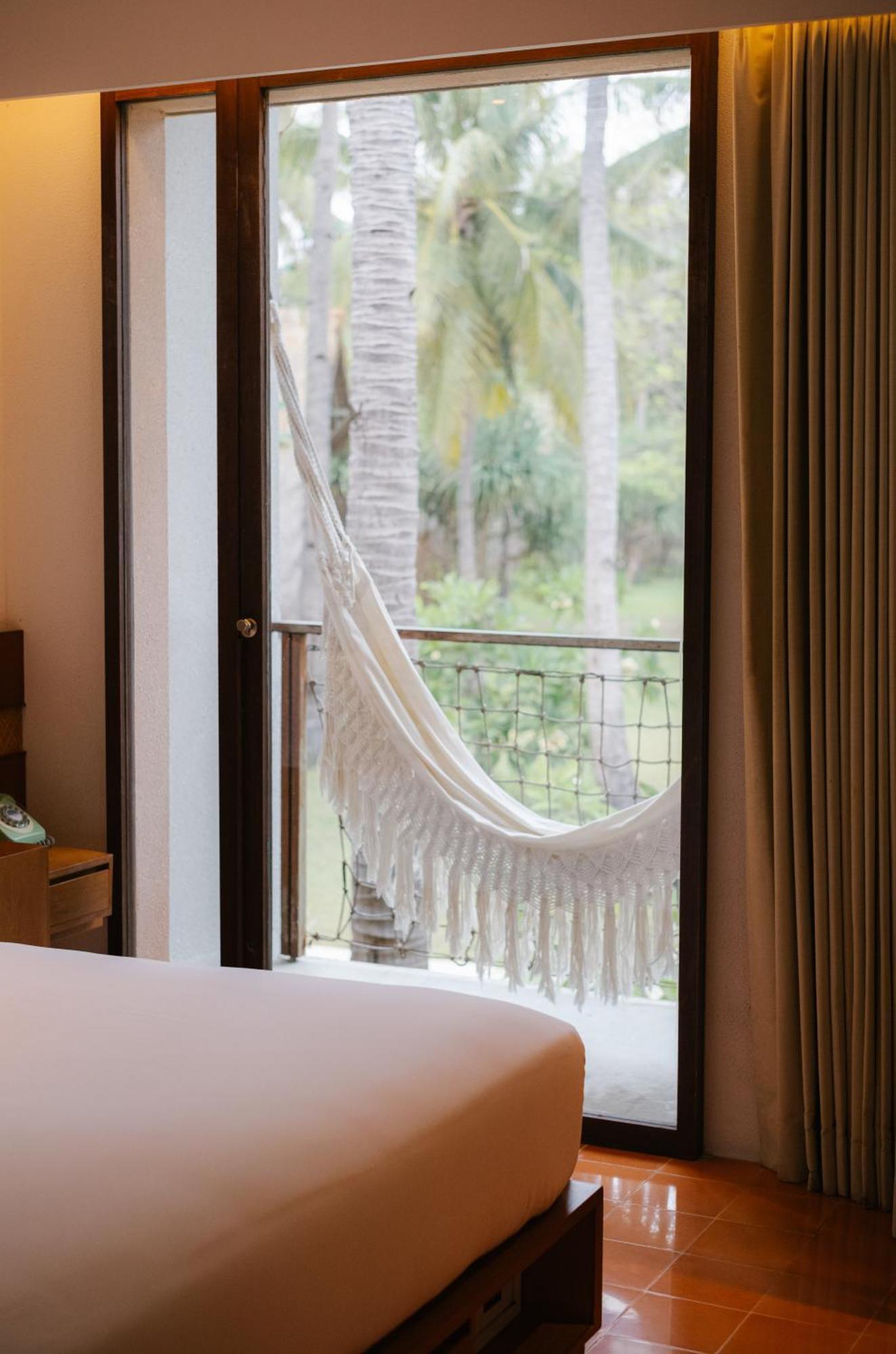 Cocoon Room