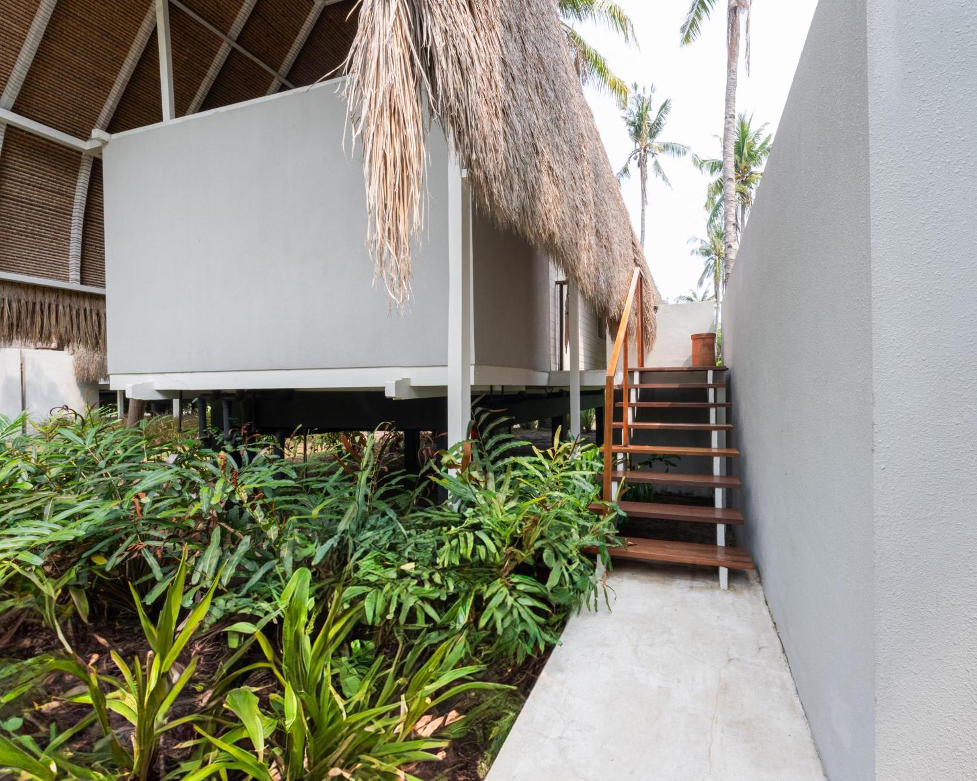 Cabana Deluxe