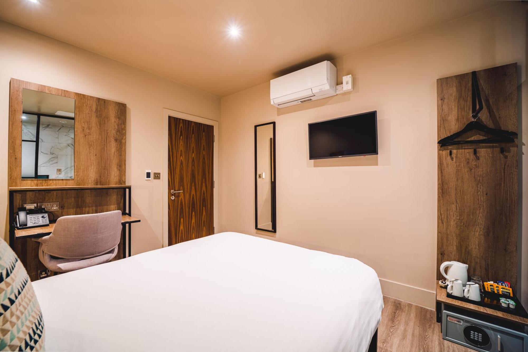 Double Room without Window