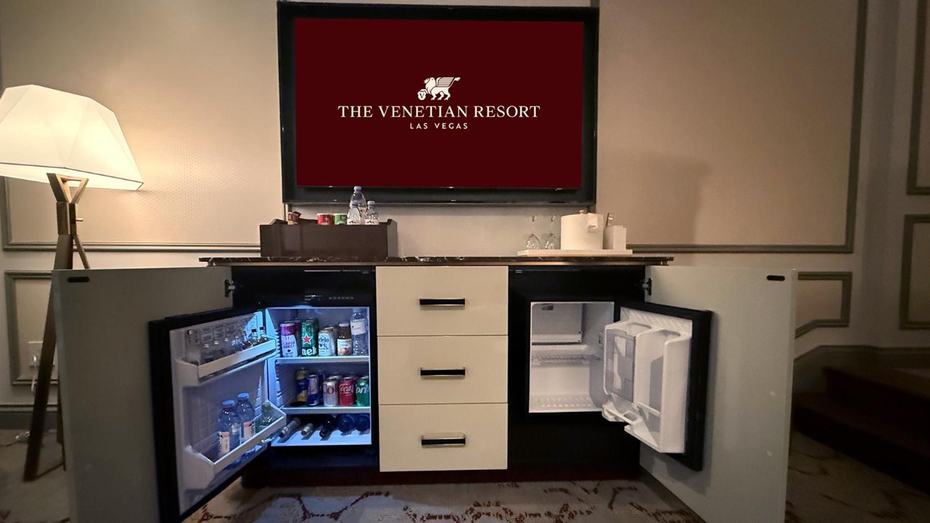 Newly Remodeled Premium Two Queen Suite