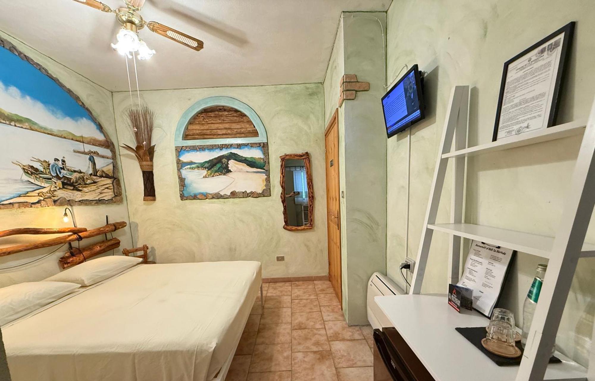 Double or Twin Room Private Bathroom