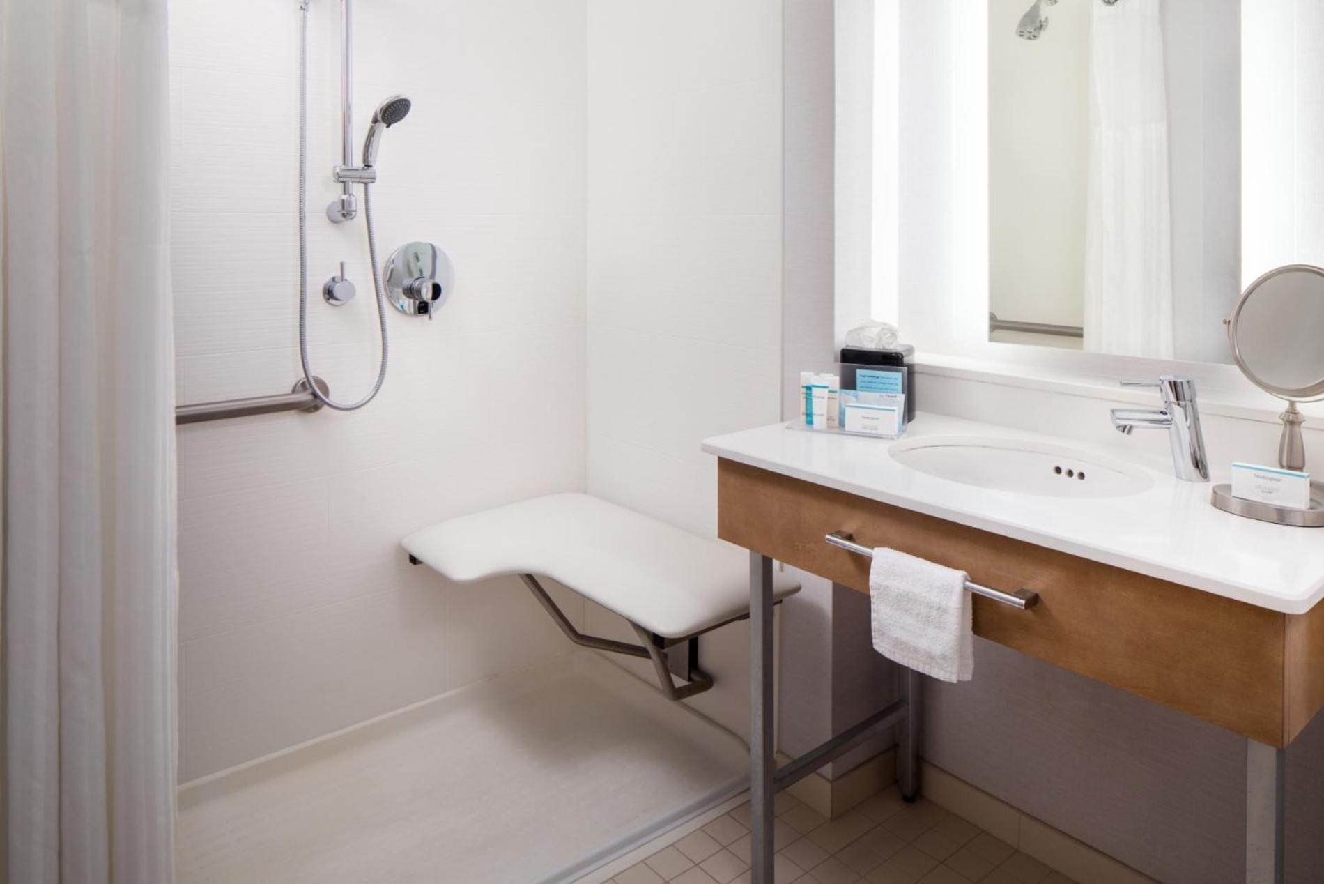 King Room Disability Access or Elite Floor
