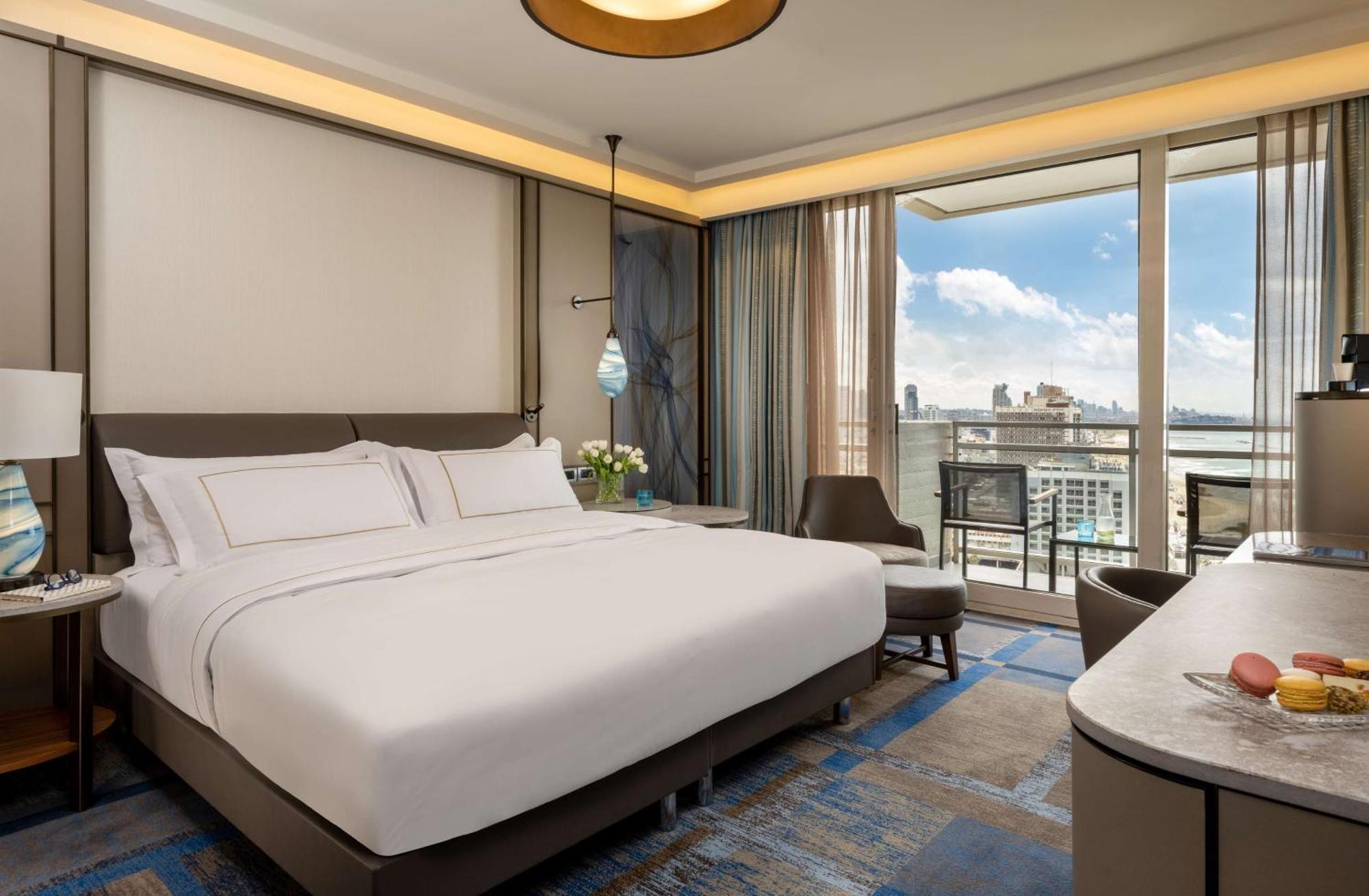 Premium King Room Sea View